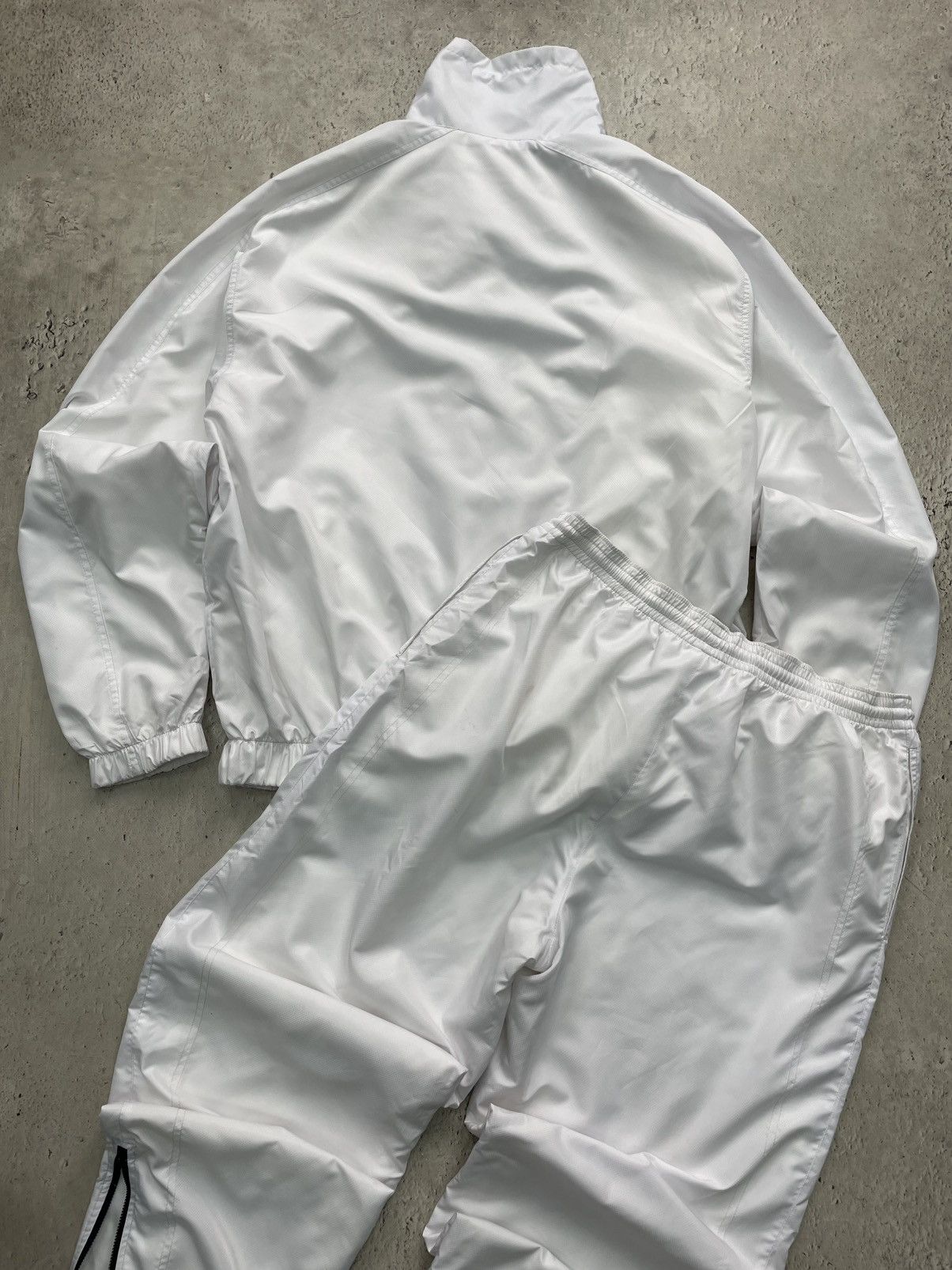 Lacoste Lacoste classic track swuit nylon jacket + pants streetwear Size US 36 / EU 52 - 13 Thumbnail