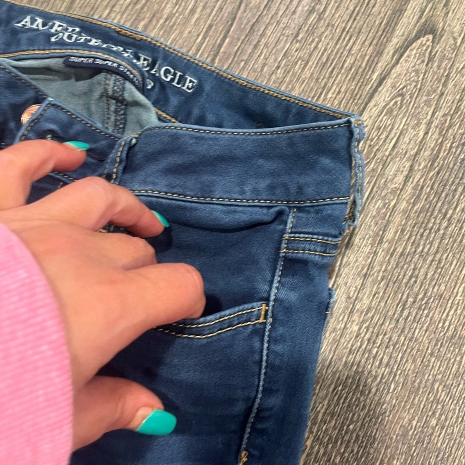 American Eagle Outfitters American Eagle Jeans Skinny Super Super Stretch Medium Wash Size 26" / US 2 / IT 38 - 2 Thumbnail