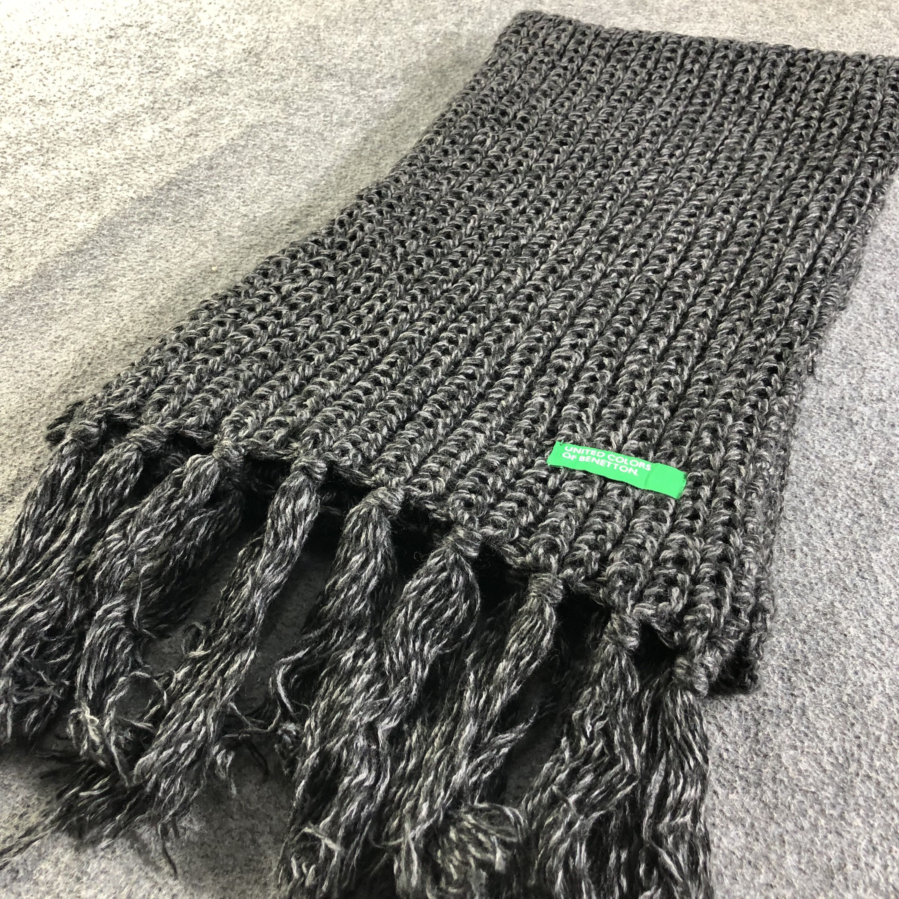 United Colors Of Benetton United Colors Of Benetton Knit Scarf Muffler Neckwear V2176 Size ONE SIZE - 4 Thumbnail