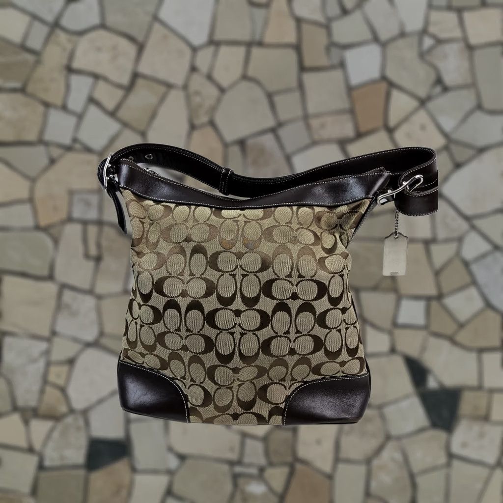 Coach VINTAGE or remove? Size ONE SIZE - 1 Thumbnail