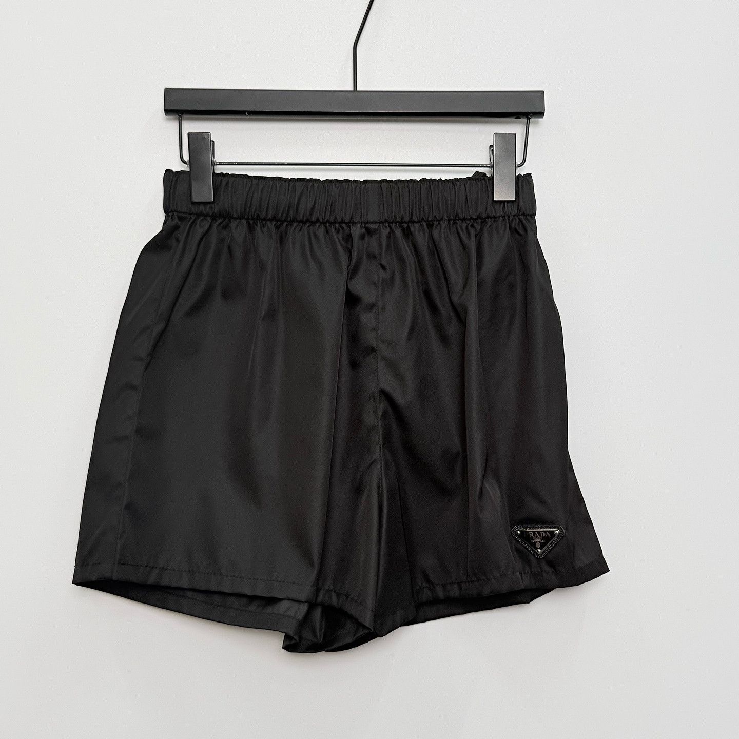 Prada Prada Nylon Logo Shorts Size 38 Size 26" / US 2 / IT 38 - 1 Thumbnail