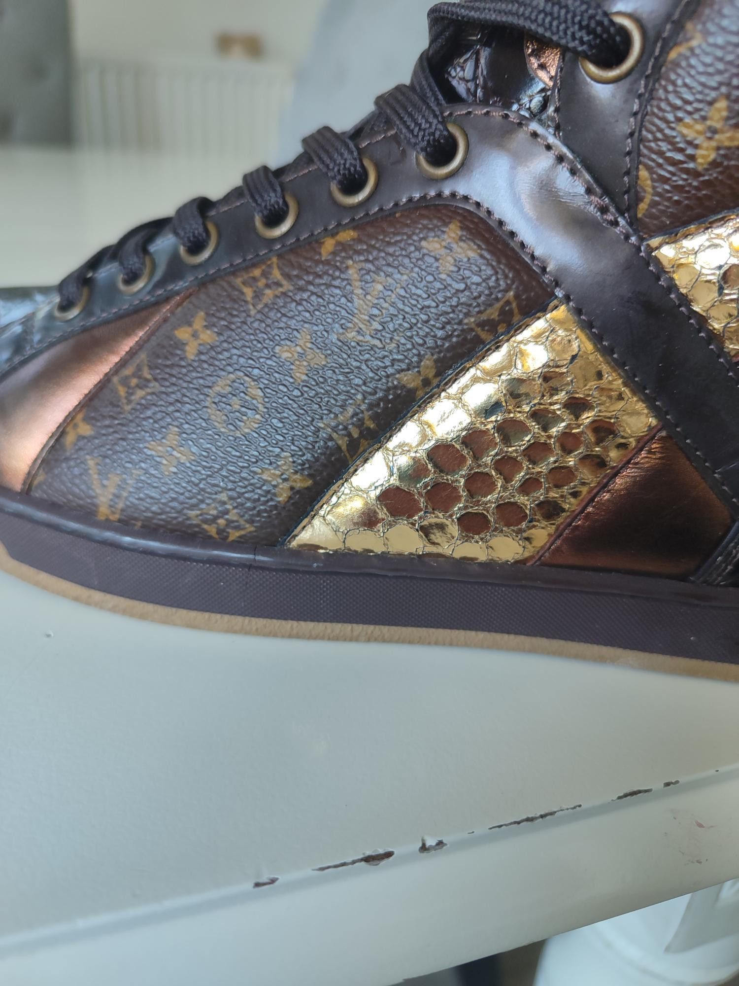 Louis Vuitton BASKETS LOUIS VUITTON SYDNEY HIGHTOP Size US 6 / IT 36 - 10 Thumbnail