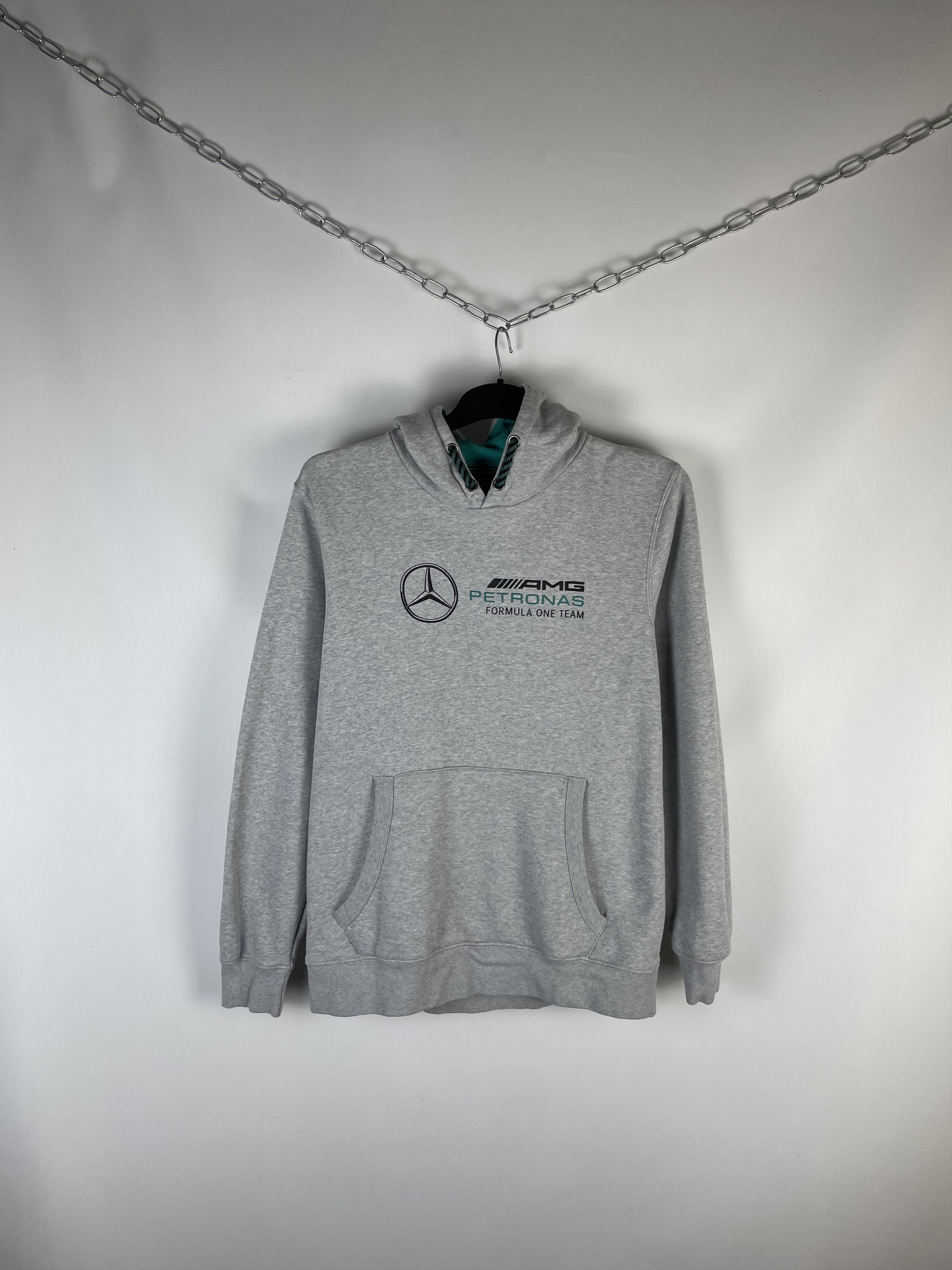 Mercedes-Benz Vintage AMG Petronas Mercedes Benz Racing hoodie Size US L / EU 52-54 / 3 - 1 Thumbnail