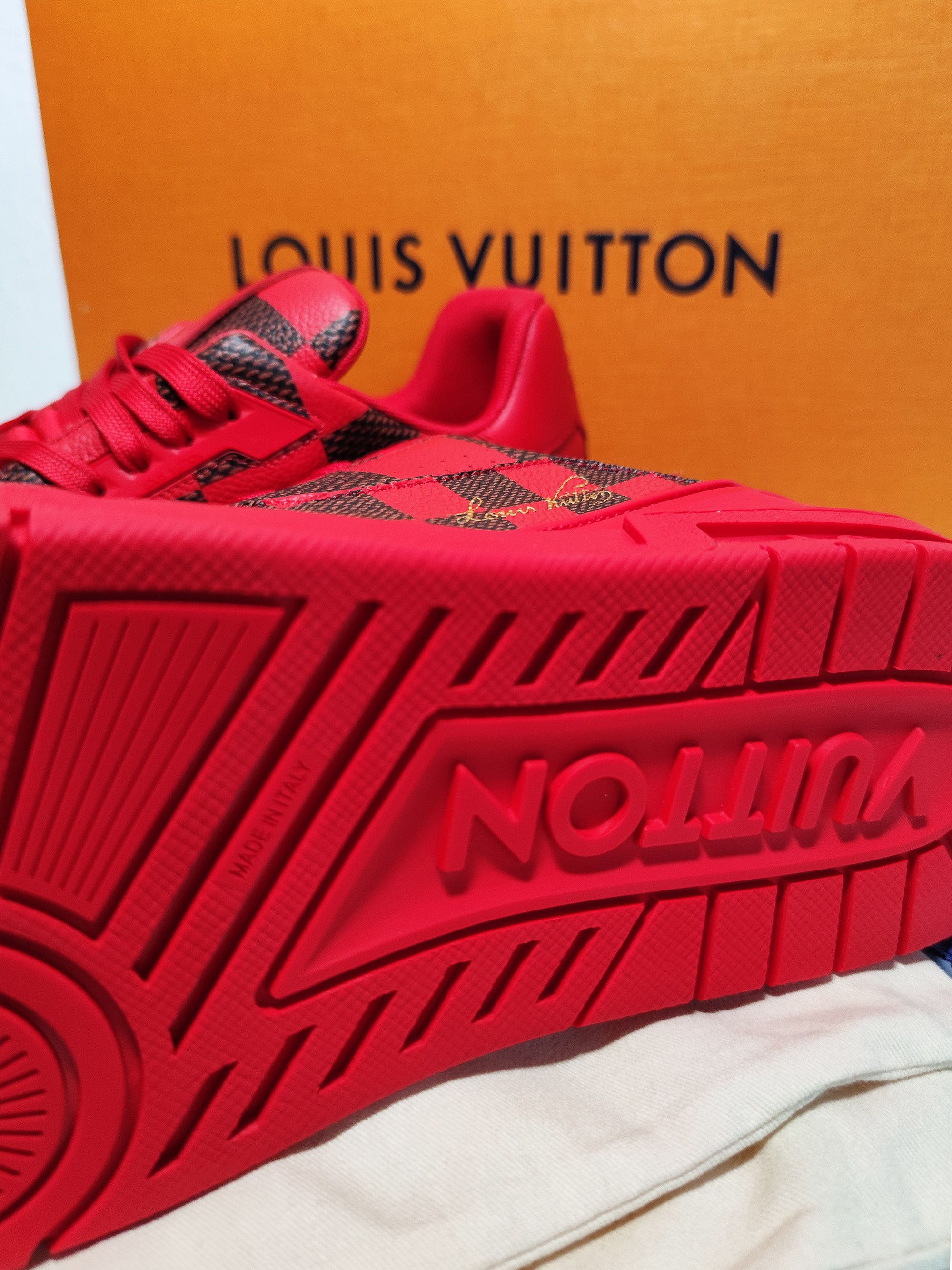 Louis Vuitton × Pharrell Louis Vuitton LV Trainer Damier Size US 10 / EU 43 - 2 Thumbnail