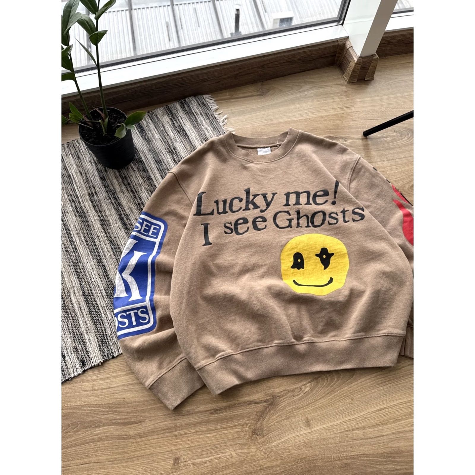 Vintage VINTAGE Lucky Me I See Ghosts Sweatshirt Kanye West Kid Cudi Men M Beige Logo Crew Neck Pullover 90s Hip Hop Streetwear Size US M / EU 48-50 / 2 - 3 Thumbnail