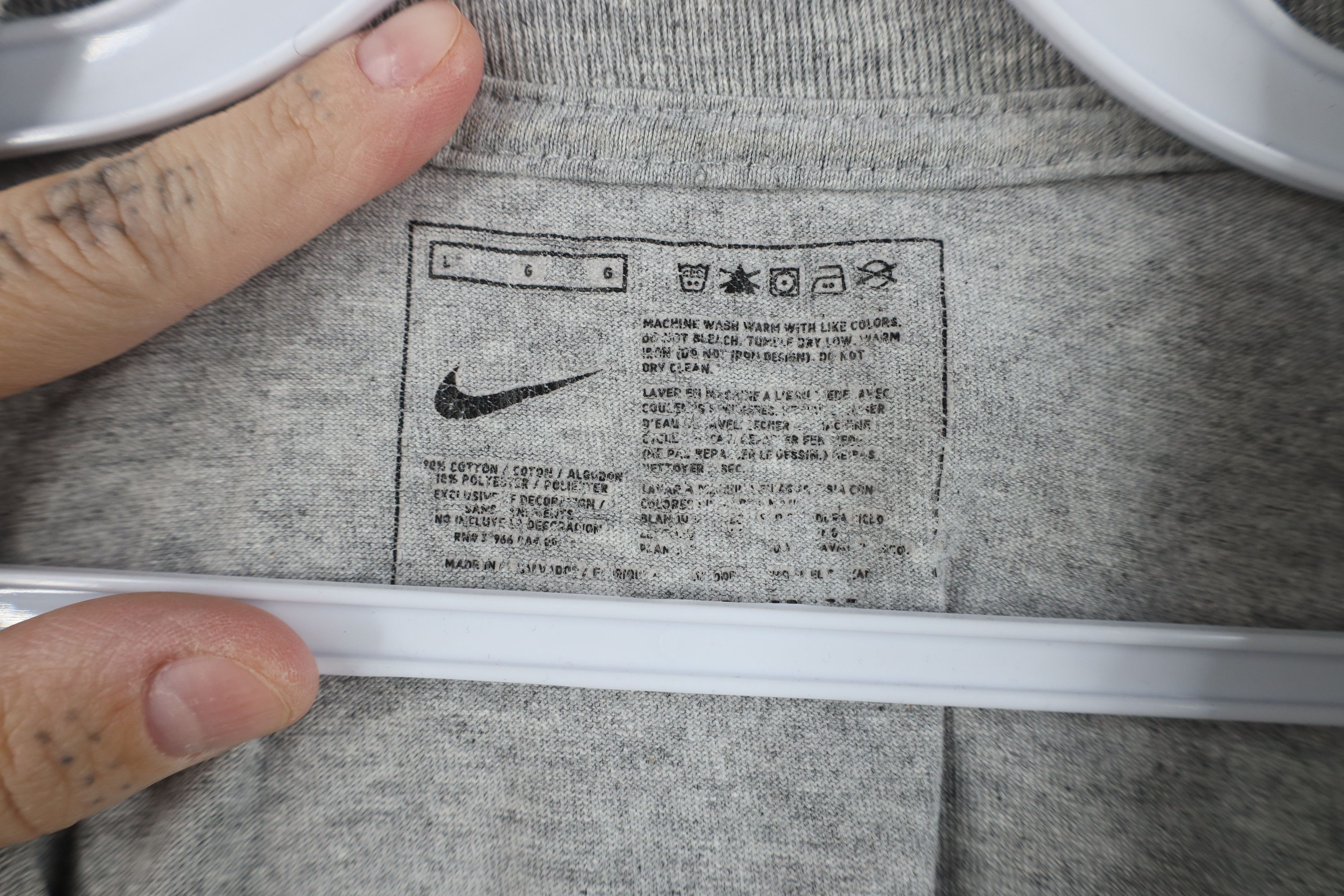 Nike Vintage Y2K Nike Swim Travis Scott Mini Swoosh T-Shirt Gray Size US L / EU 52-54 / 3 - 8 Thumbnail