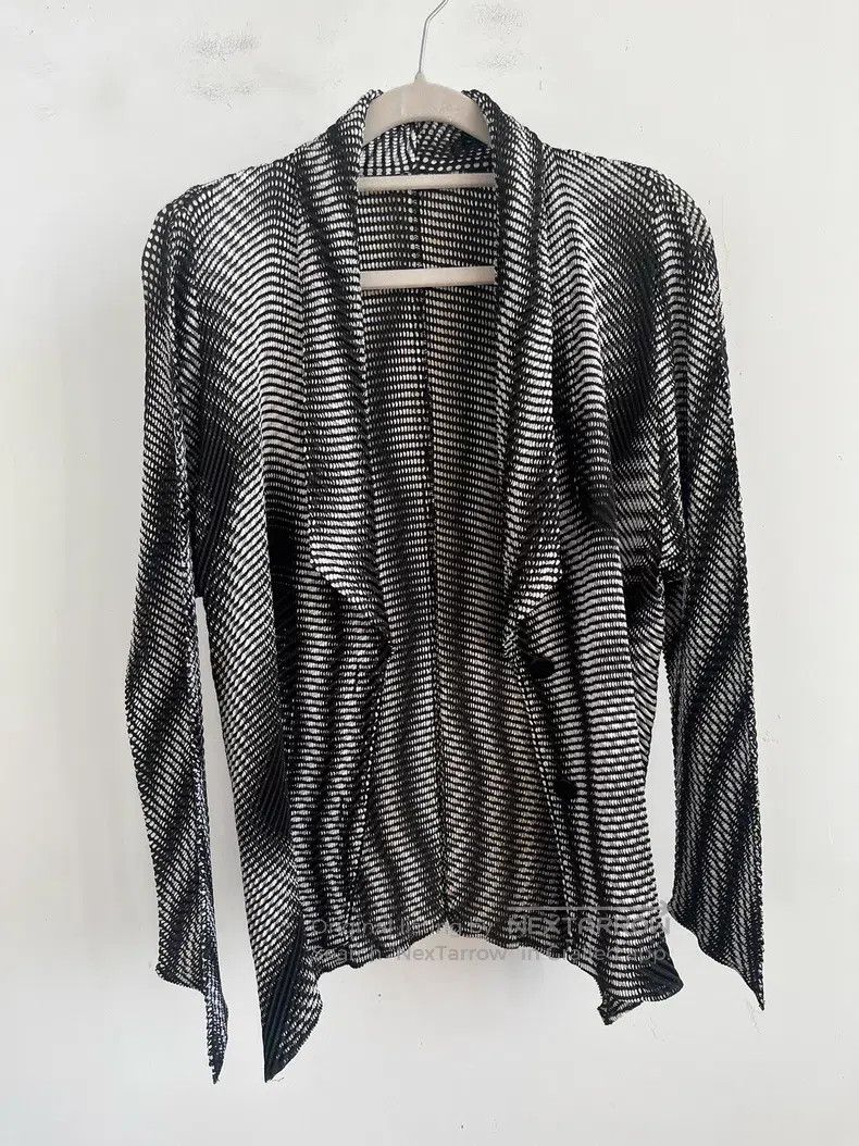 Issey Miyake Issey Miyake Gray Jacket Size L / US 10 / IT 46 - 1 Thumbnail