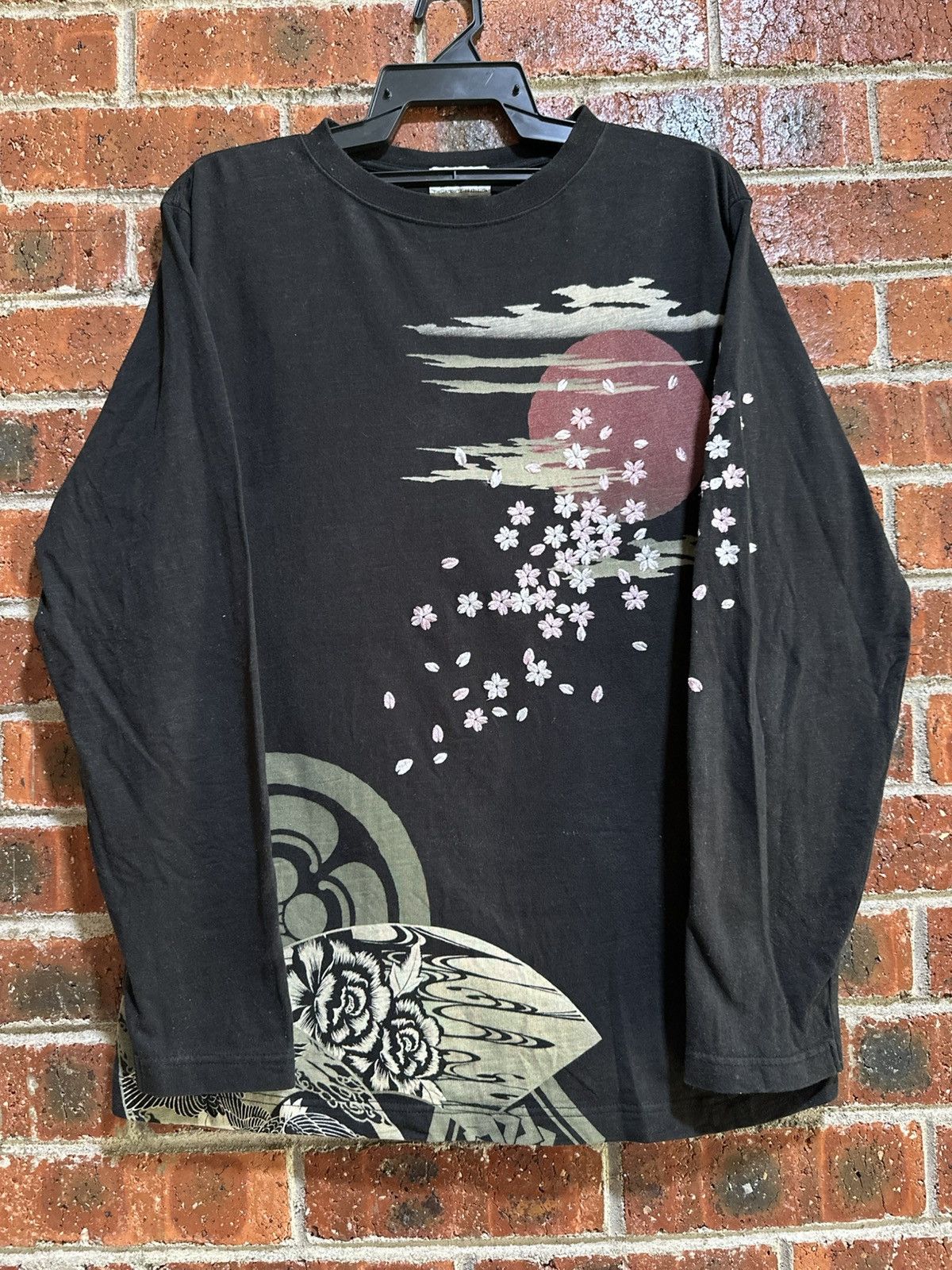 Japanese Brand Vintage Japan Sukajan Embroidery Long Sleeve Tee Size US L / EU 52-54 / 3 - 7 Thumbnail