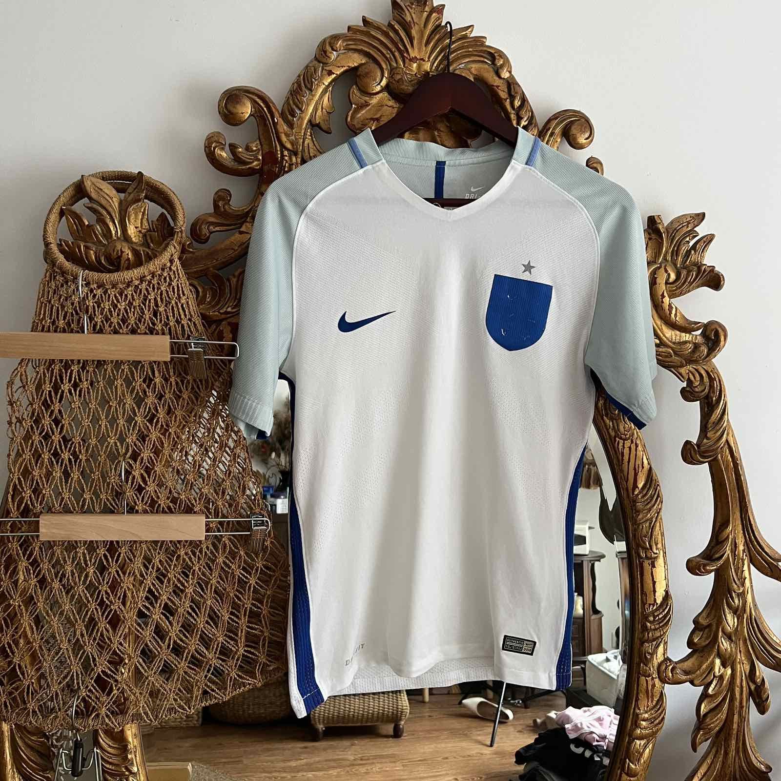 Nike Nike England Home Vintage Jersey 2016 SZ M Size US M / EU 48-50 / 2 - 1 Thumbnail