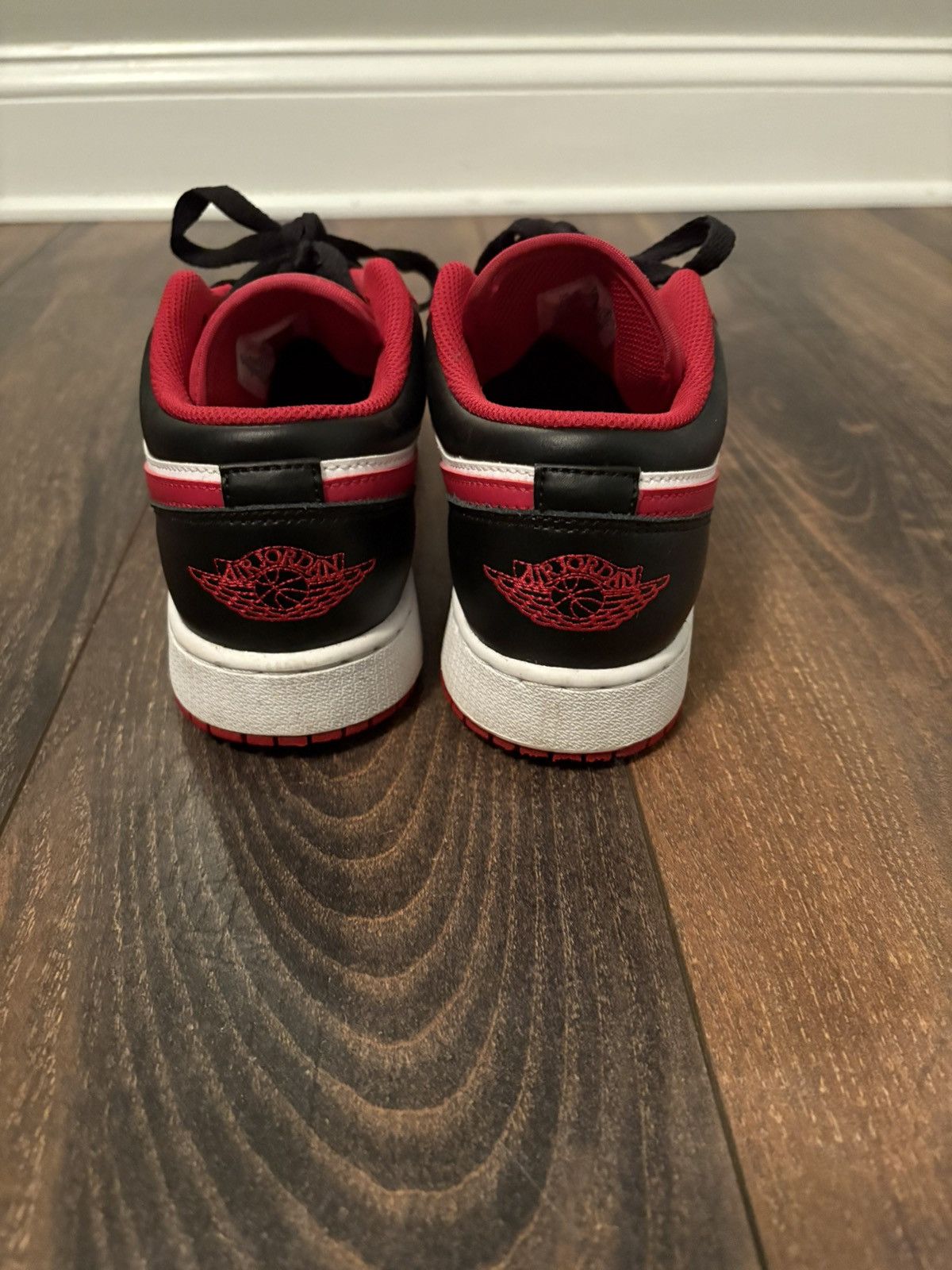 Jordan Brand × Nike Air Jordan 1 Low White/Gym Red-Black Size US 7 / EU 40 - 4 Thumbnail