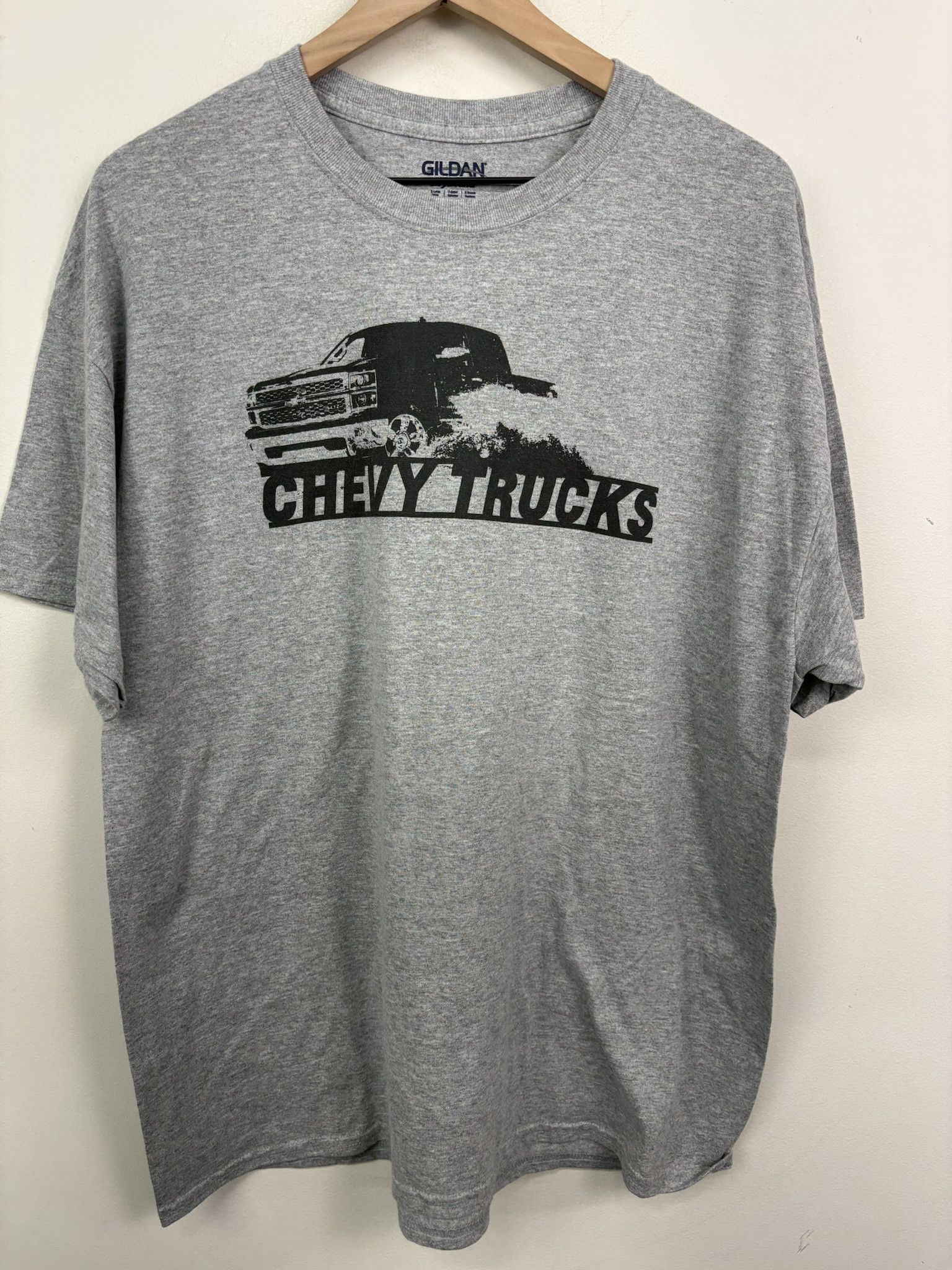 Chevrolet × Vintage Vintage Y2K Chevrolet "Chevy Trucks" T-Shirt Size XL Size US XL / EU 56 / 4 - 1 Thumbnail