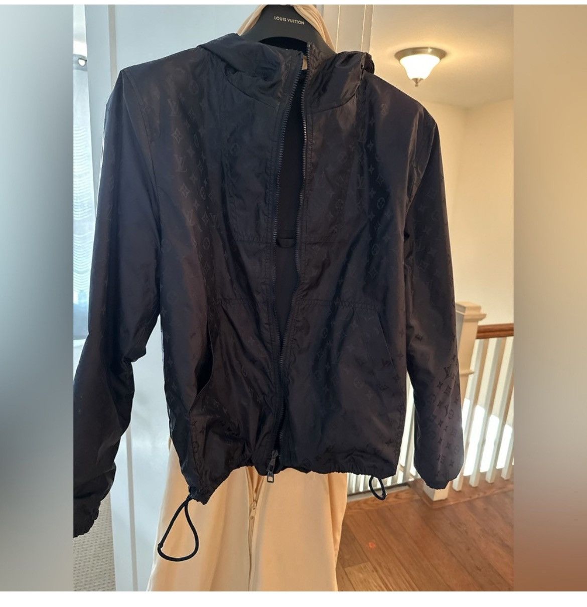 Louis Vuitton Louis Vuitton Monogram Reversible Nylon Windbreaker Size US S / EU 44-46 / 1 - 2 Thumbnail