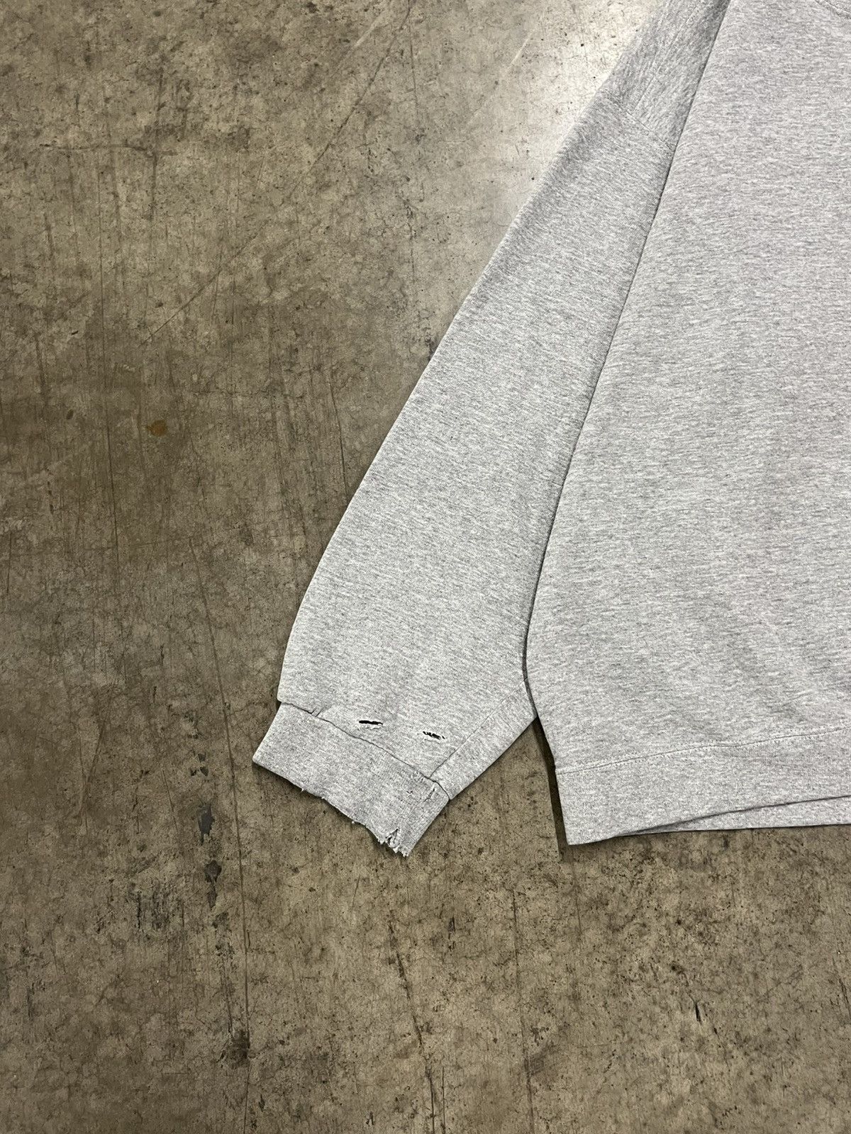 Nike × Vintage Nike 90s vintage Heather gray boxy fit crewneck hype rare Size US L / EU 52-54 / 3 - 3 Thumbnail