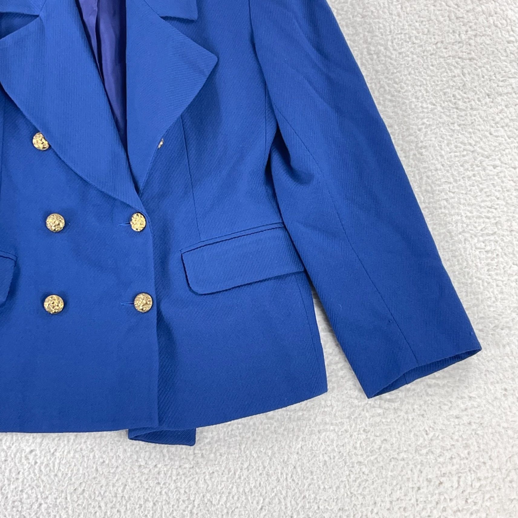 Diane von Furstenberg Diane Von Furstenberg Blazer Jacket Womens 6 Blue 100% Wool VTG Made in USA Jacket Women 6 Blue Wool VTG Size M / US 6-8 / IT 42-44 - 3 Thumbnail