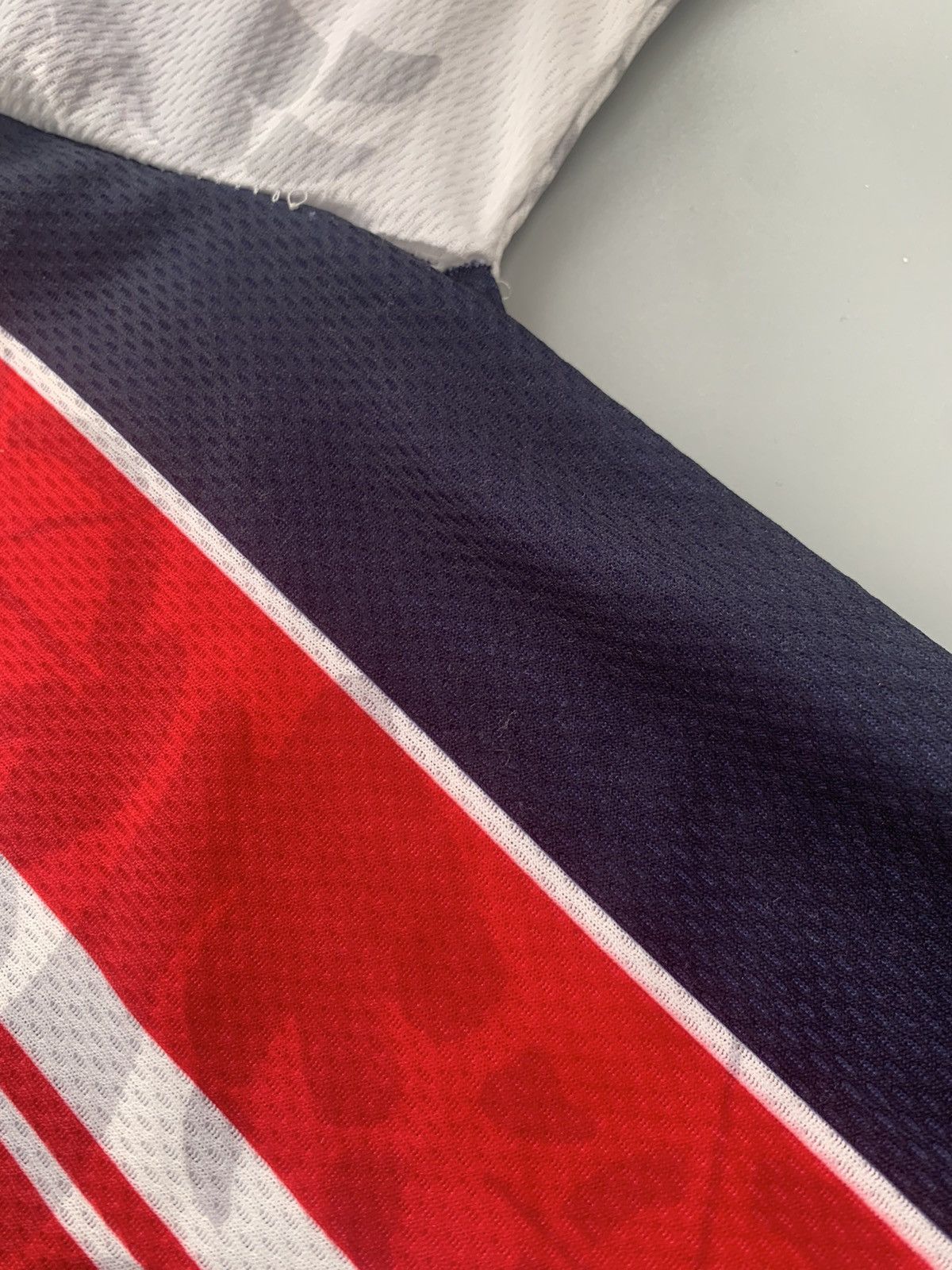 Vintage Vintage England Owen 20 Soccer Jersey Replica Football Shirt Size US M / EU 48-50 / 2 - 16 Thumbnail
