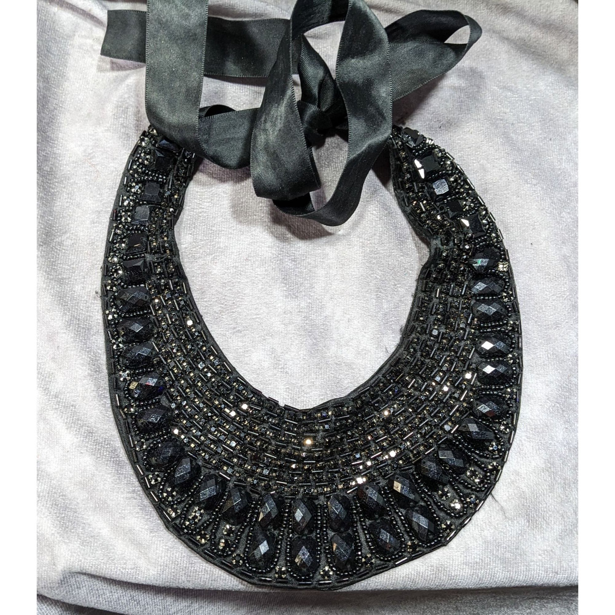 Other Gothic Vintage Handmade Satin Lined Glass Beaded Tie On Coll Size ONE SIZE - 6 Thumbnail