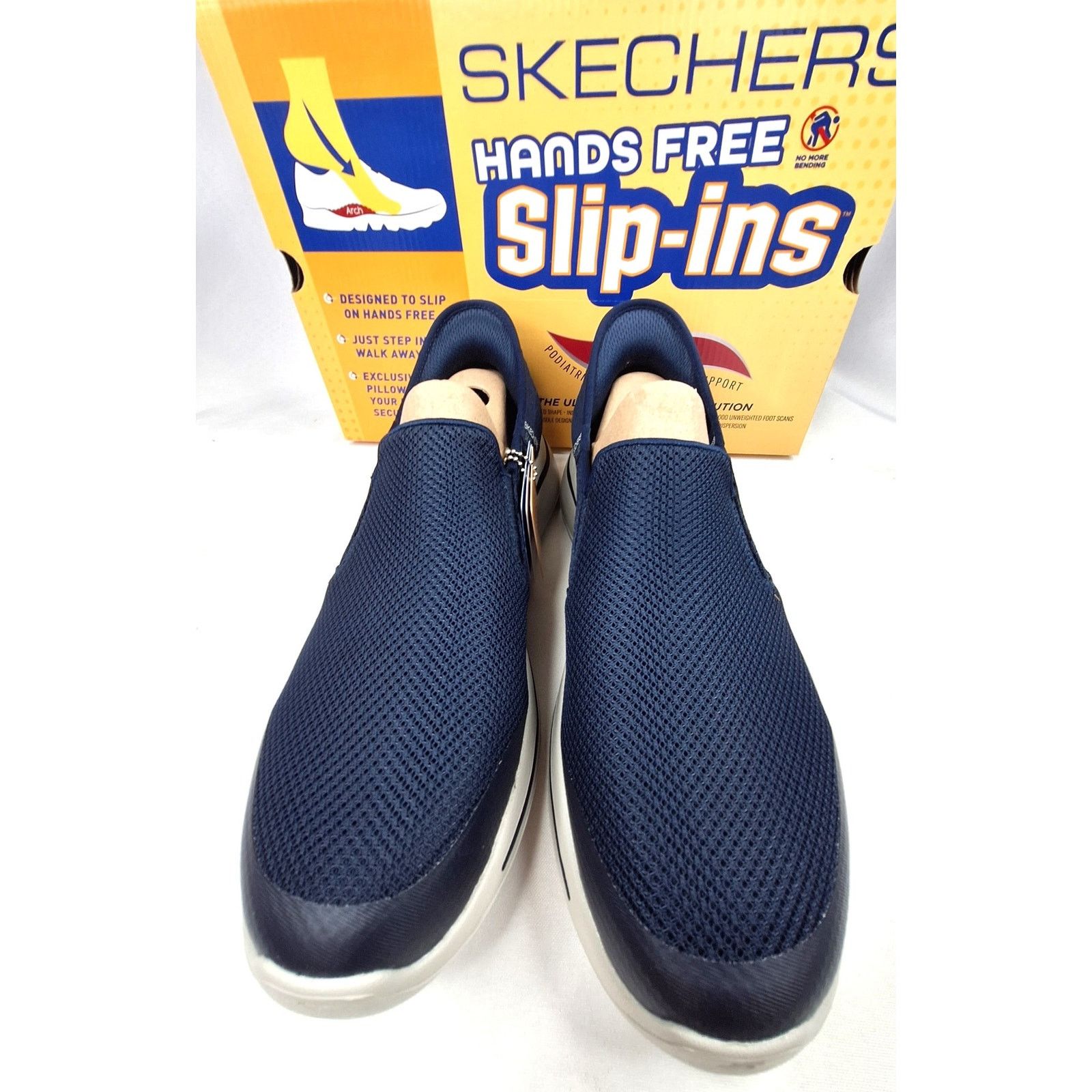 SKECHERS New SKECHERS Navy Go Walk Hands Free Slip-on Sneakers Sz 10 Size US 10 / EU 43 - 3 Thumbnail