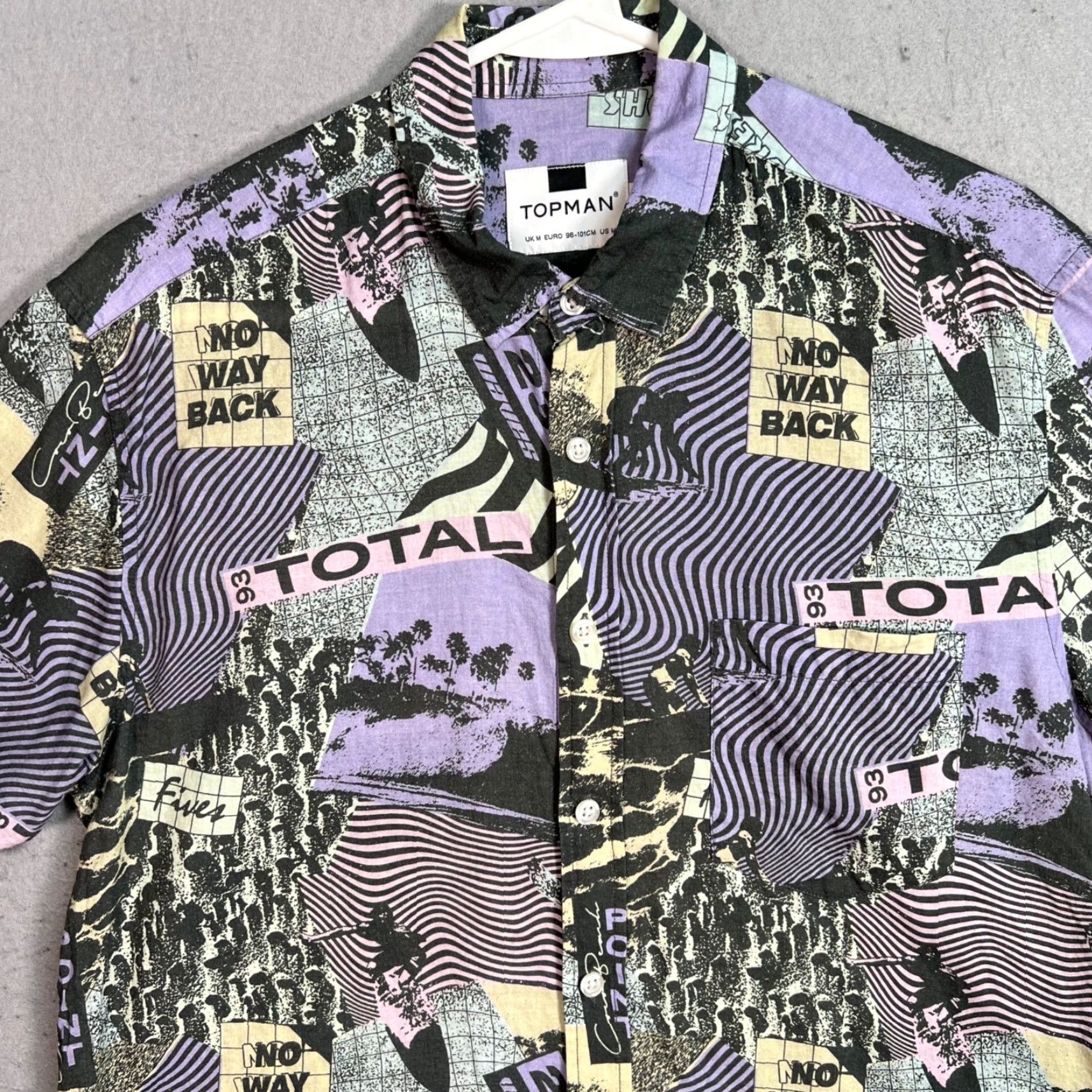 Topman VINTAGE Topman Graphic Print Button-Up Shirt Short Sleeve Adult Medium Purple Mens Size US M / EU 48-50 / 2 - 5 Thumbnail