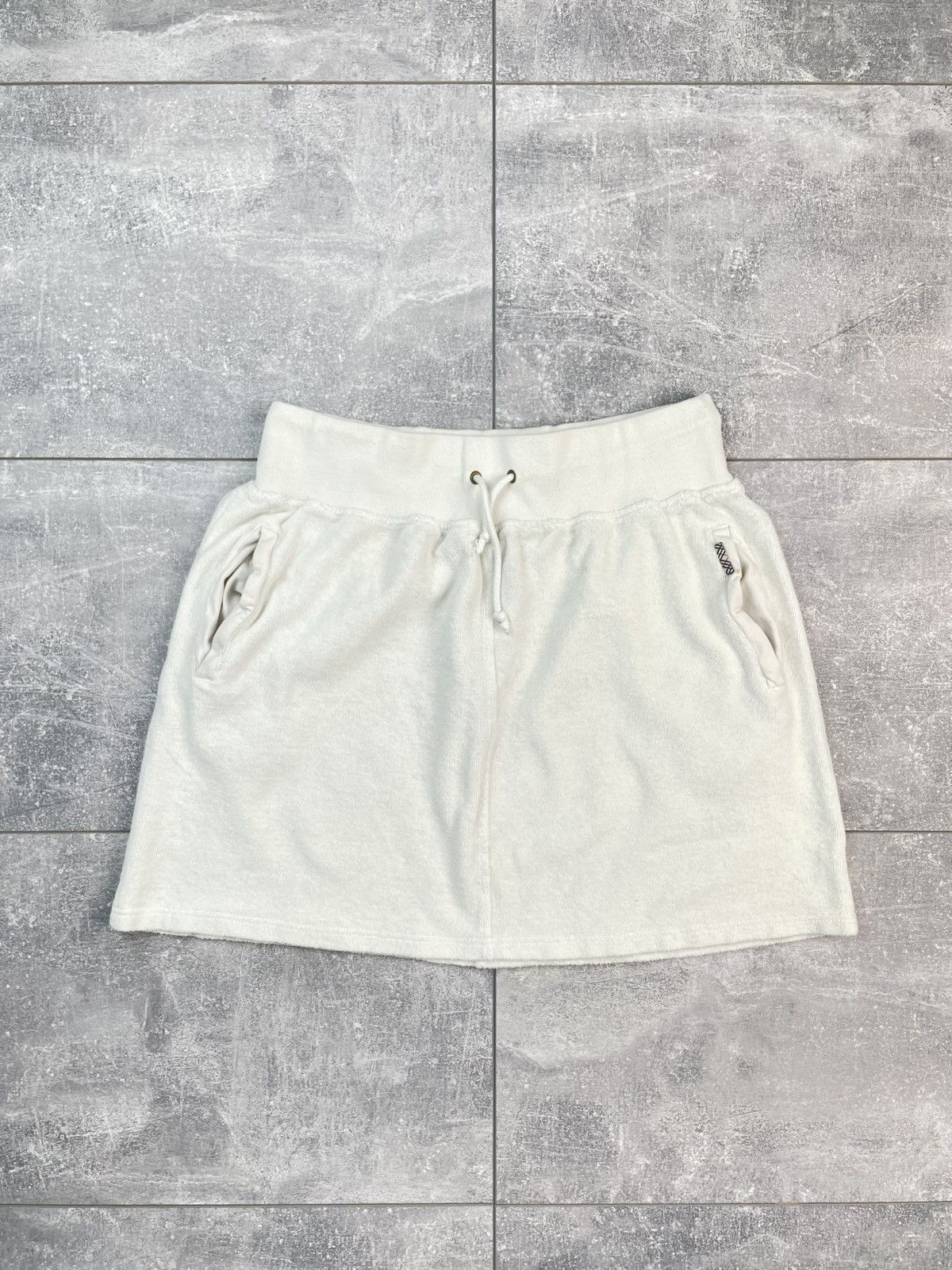 Burberry Burberry Tennis Skirts Size 30" / US 8 / IT 44 - 2 Thumbnail