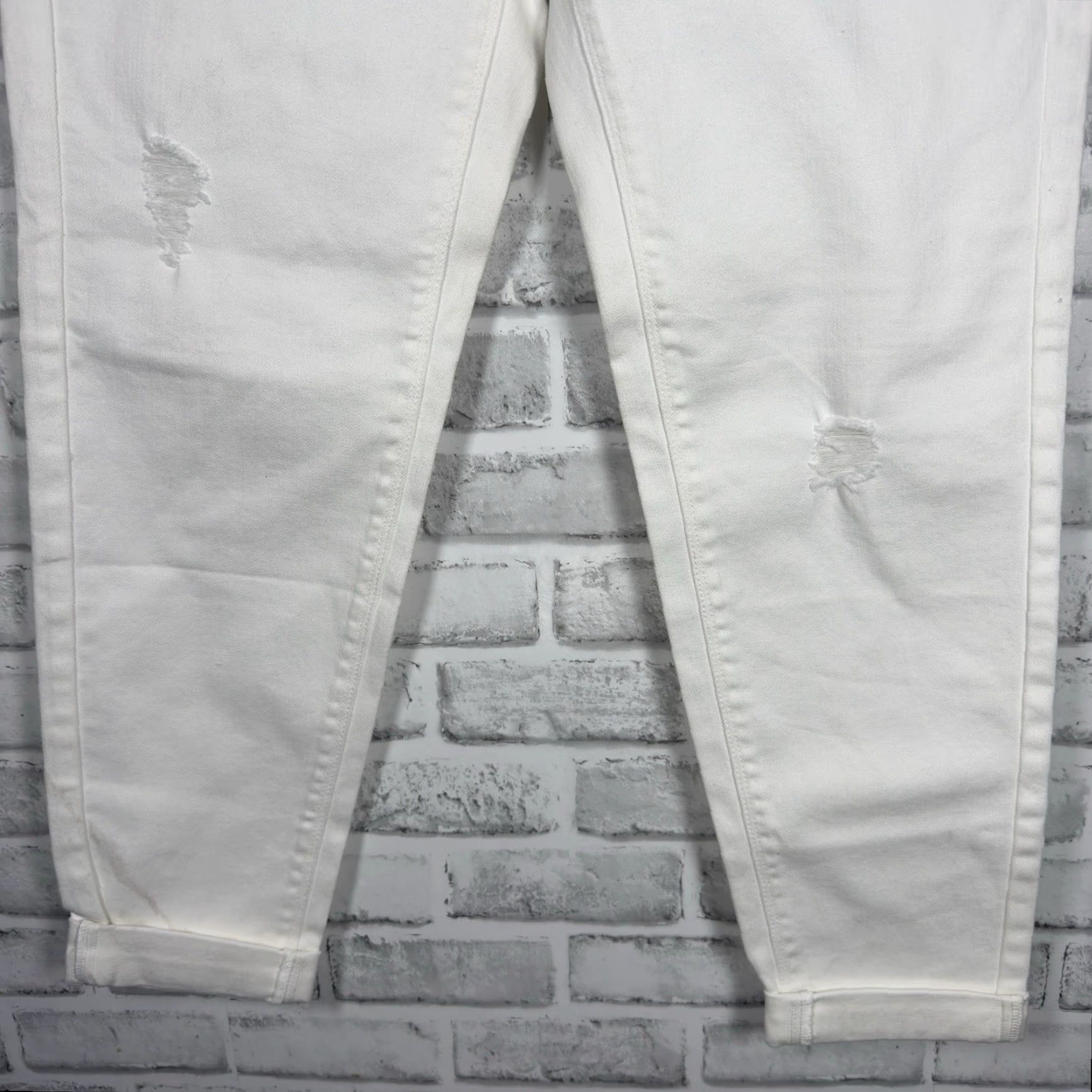 White House Black Market VINTAGE? No. White House Black Market Pants Womens Size 4 White Ankle Pants Casual Womens Size 4 White House Black Market Pants Womens White Size 27" / US 4 / IT 40 - 3 Thumbnail
