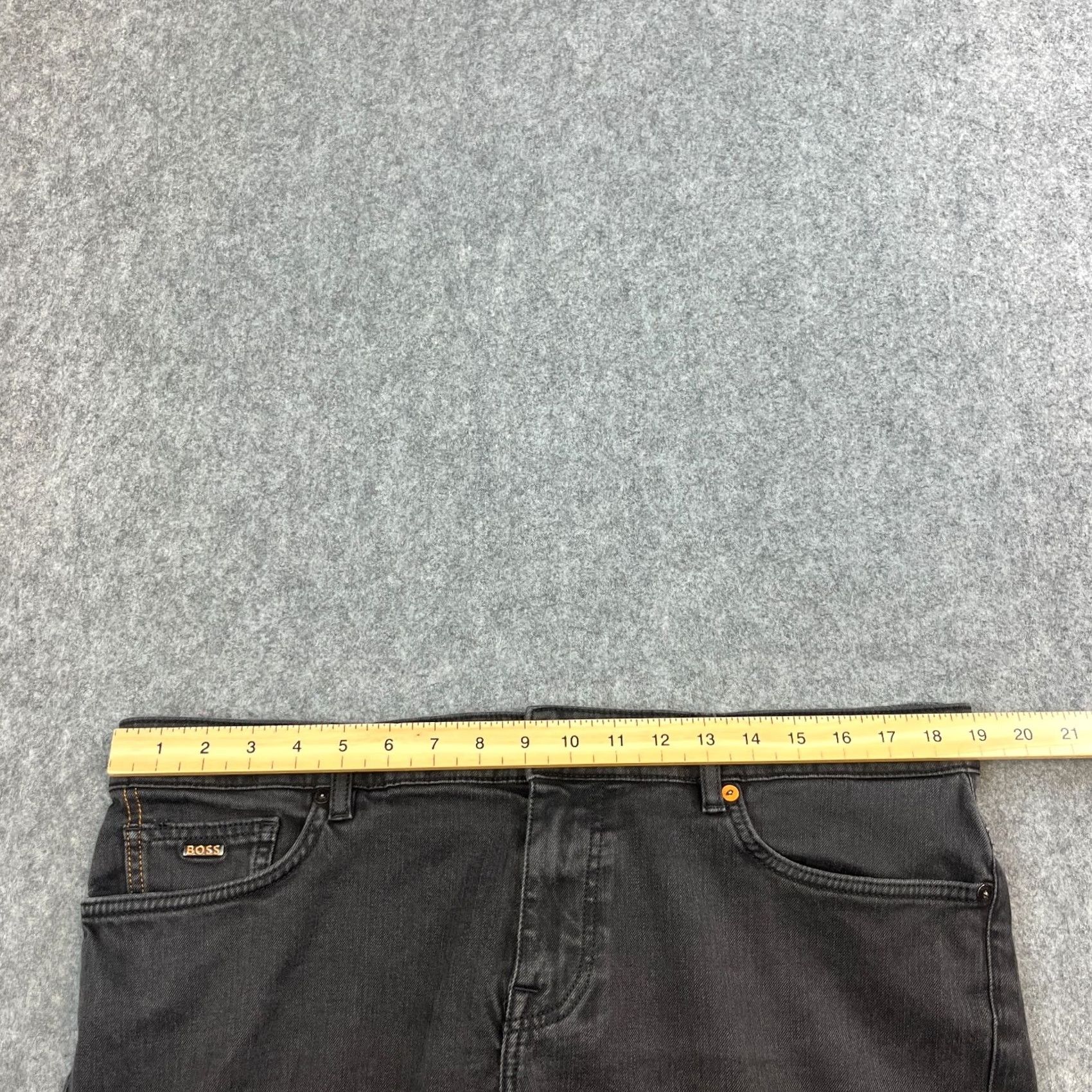 Hugo Boss HUGO BOSS Denim Jeans Slim Fit 38 32 Black Dark Wash Delaware BC-L-C Jeans Mens Slim Fit 38 waist - No extra text Size US 38 / EU 54 - 6 Thumbnail