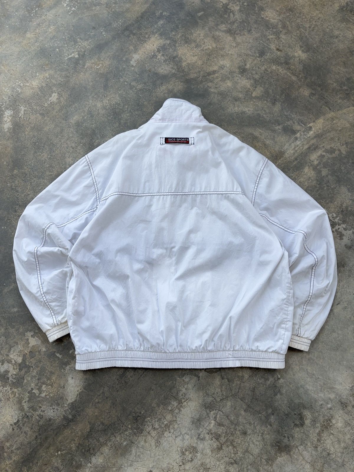 Asics Asics International Vintage White Windbreaker Jacket Size US XL / EU 56 / 4 - 17 Thumbnail
