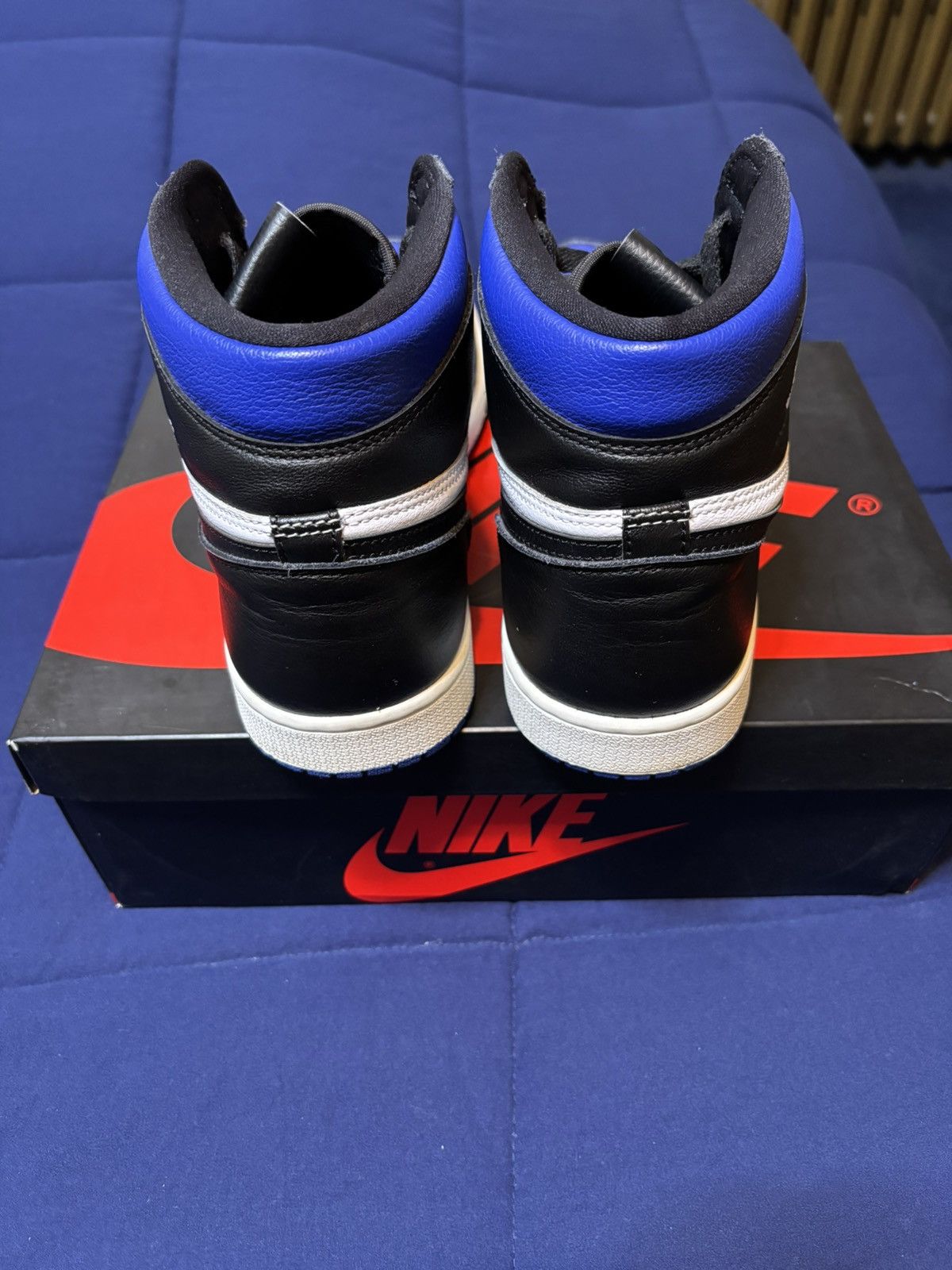 Jordan Brand Jordan 1 Retro High OG Royal Toe 2020 Size 11 Size US 11 / EU 44 - 5 Thumbnail