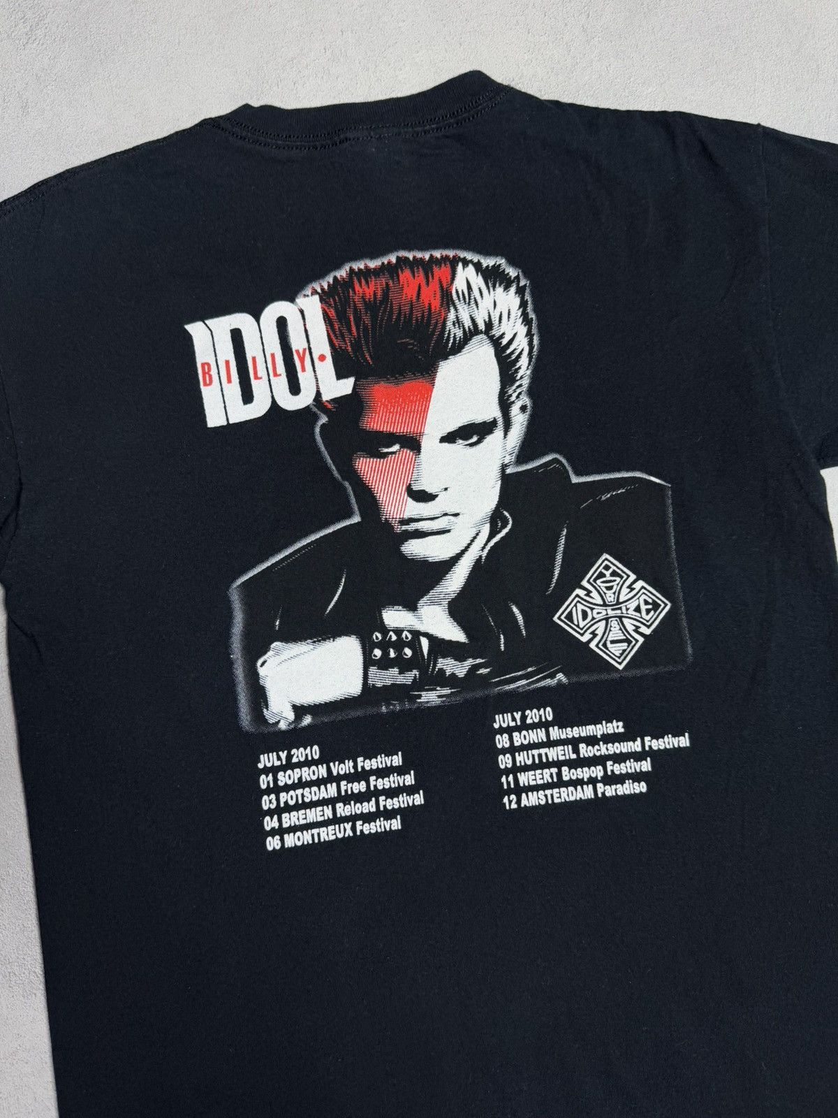 Band Tees Billy Idol 2010 Festival Band Music T-Shirt Double-Sided Size US M / EU 48-50 / 2 - 3 Thumbnail
