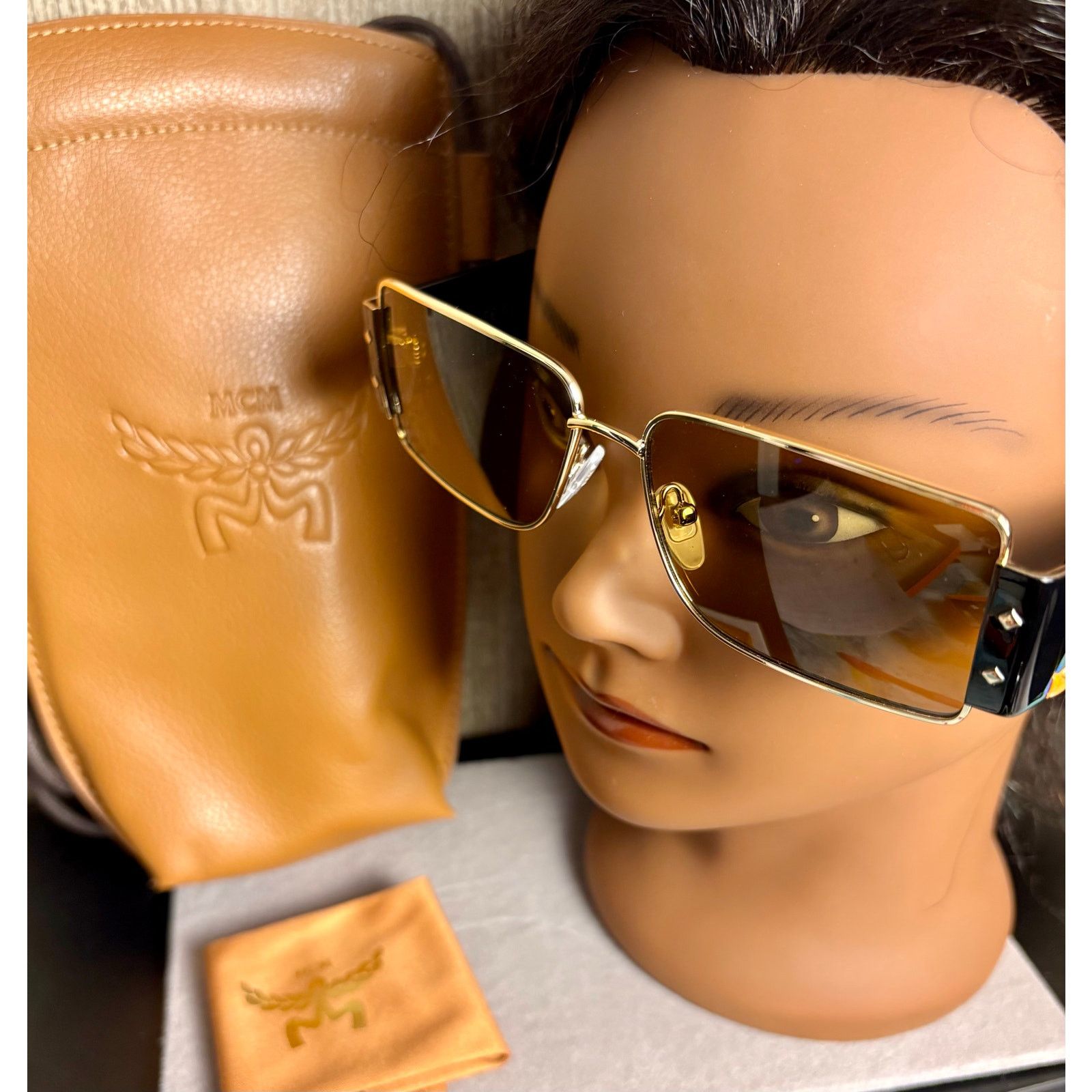 MCM NWT MCM Women’s Luxury Sunglasses w/ Side-body Case - MW0012 Size ONE SIZE - 4 Thumbnail