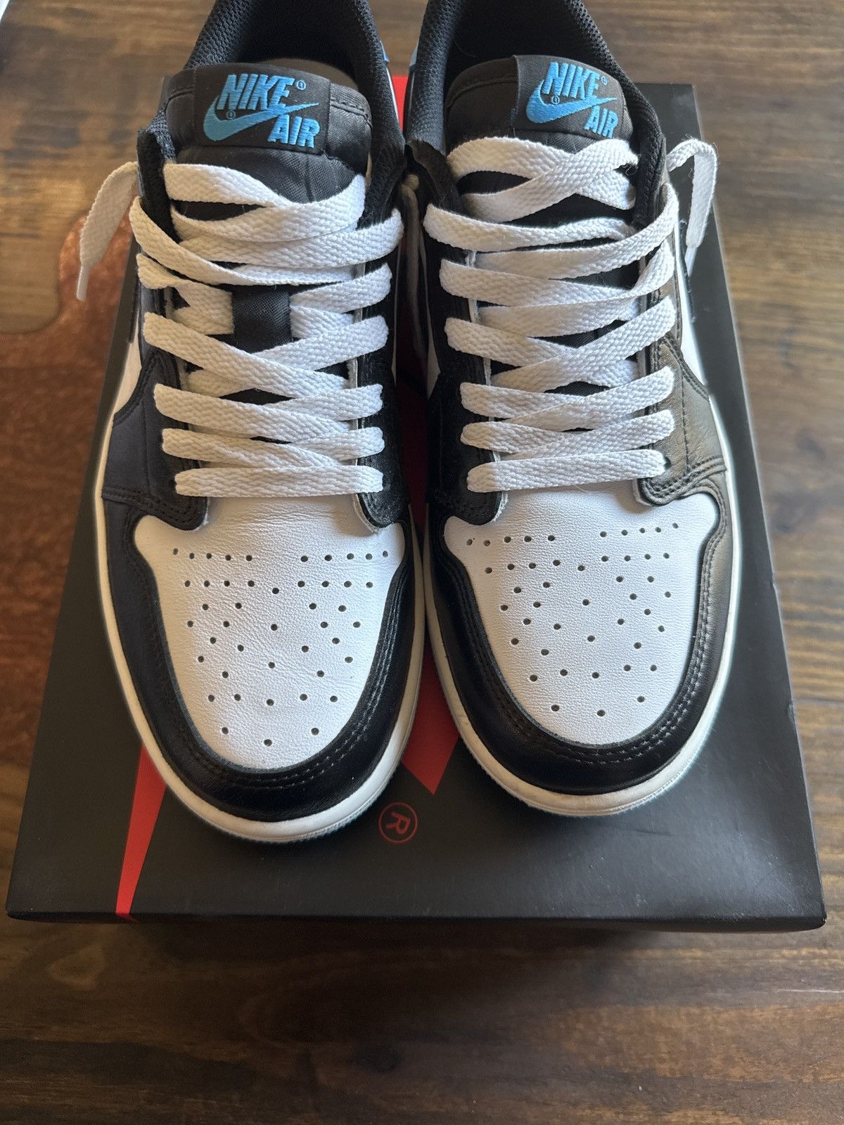 Jordan Brand Air Jordan 1 Retro Low OG ‘UNC’ Size US 8.5 / EU 41-42 - 6 Thumbnail