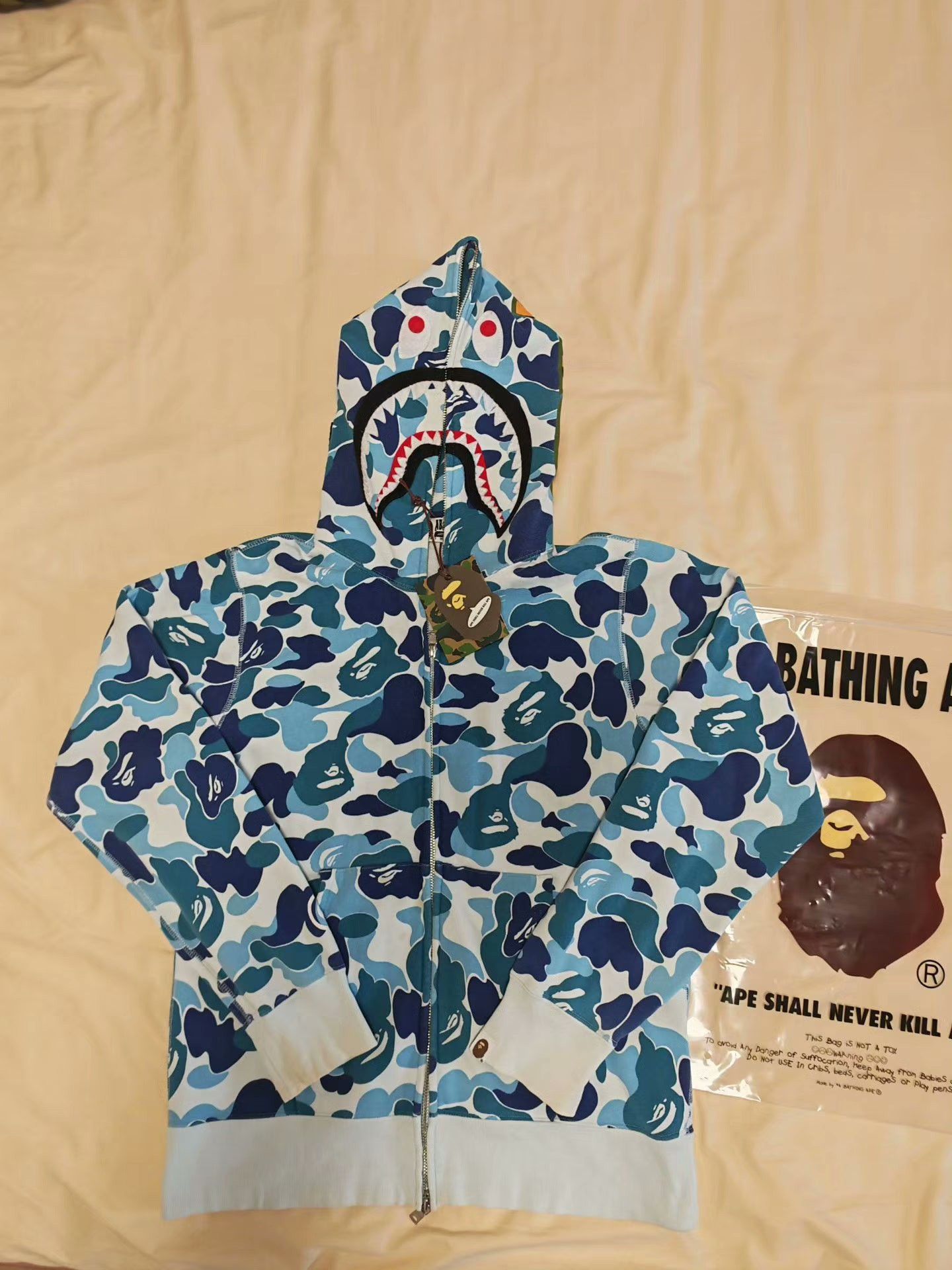 Bape Bape Blue Hoodie XL Men Size US XL / EU 56 / 4 - 1 Thumbnail