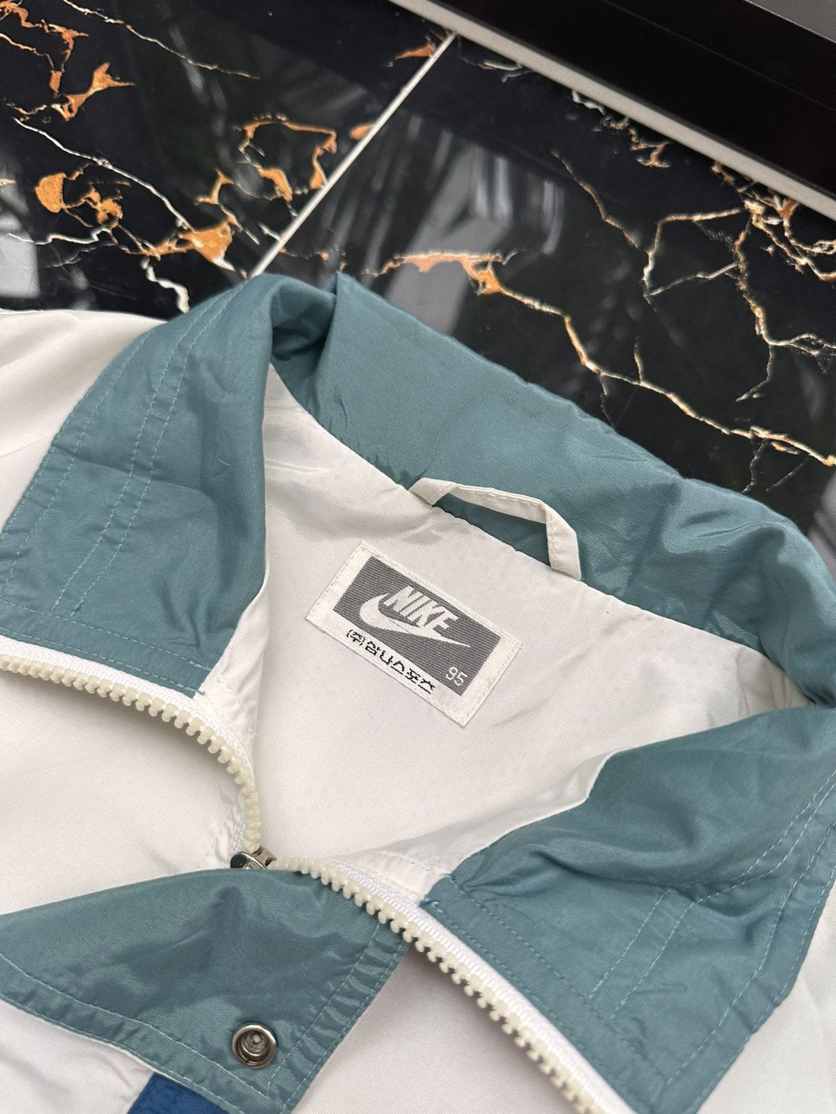 Nike × Vintage NIKE SUPREME COURT VINTAGE BIG LOGO OUTDOOR LIGHT JACKET Size US L / EU 52-54 / 3 - 4 Thumbnail