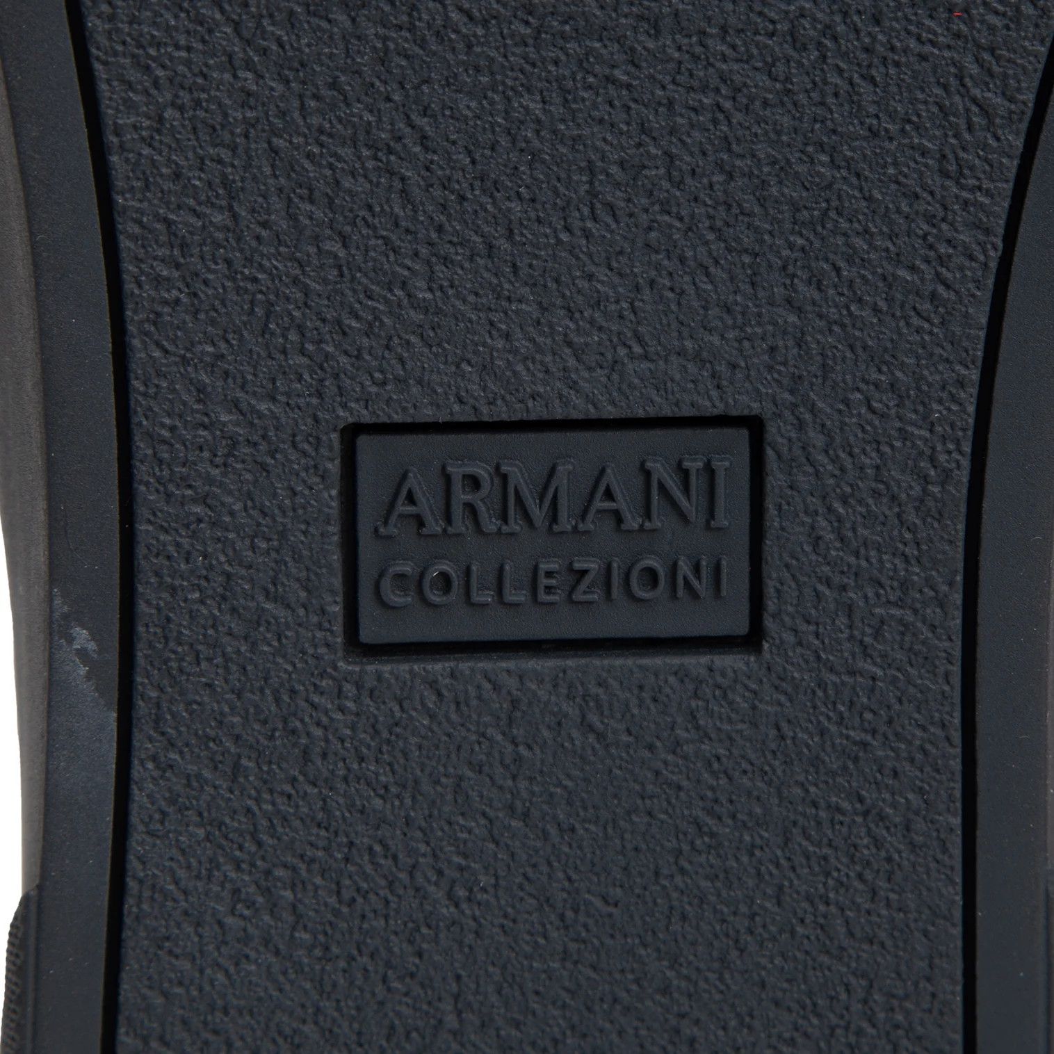 Armani Collezioni Suede and Leather Sneakers in Red EUR44 Size US 5 / EU 37 - 13 Thumbnail