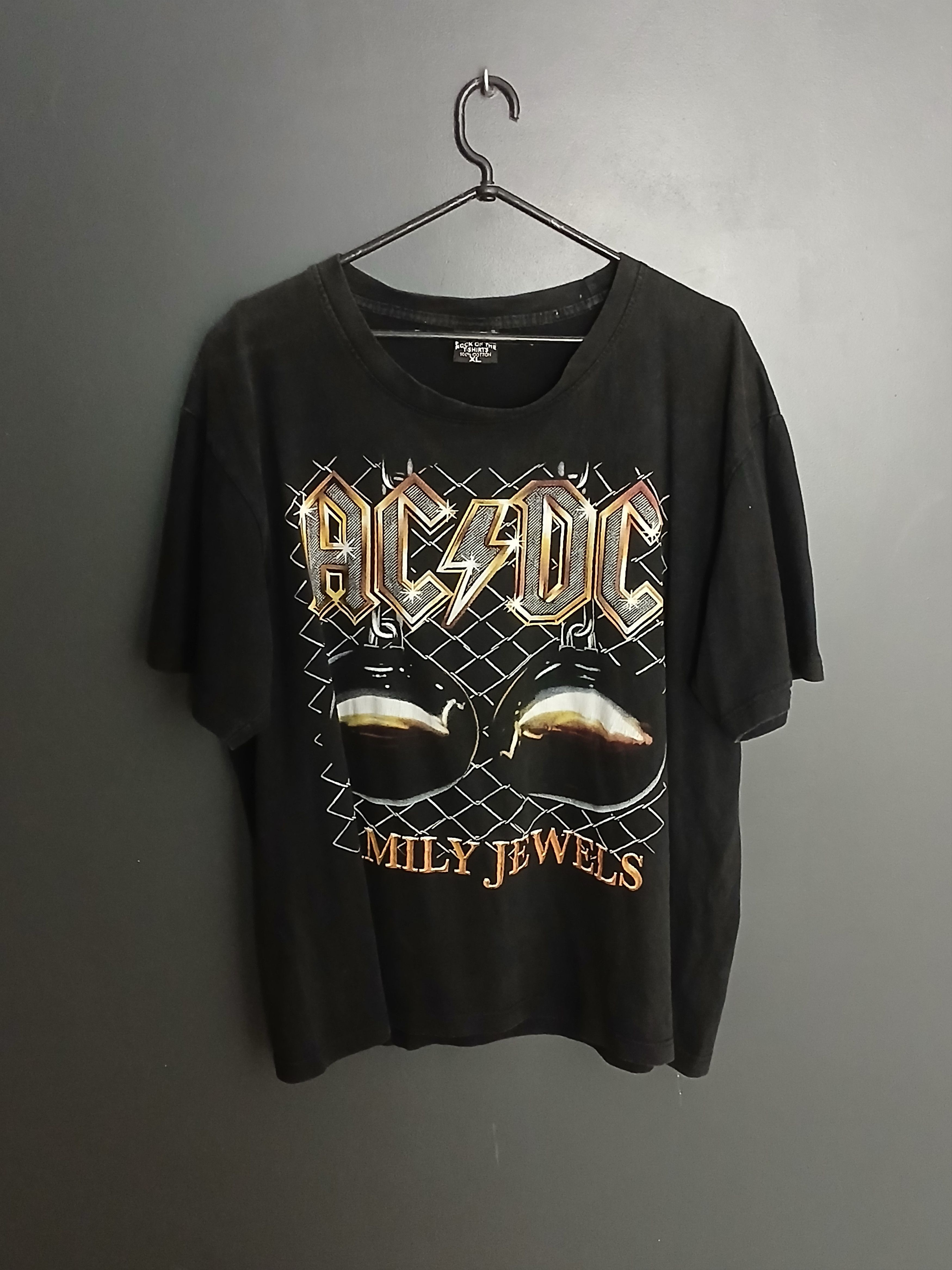 AC/DC × Band Tees × Vintage Vintage AC/DC T-Shirt Size US XL / EU 56 / 4 - 1 Thumbnail