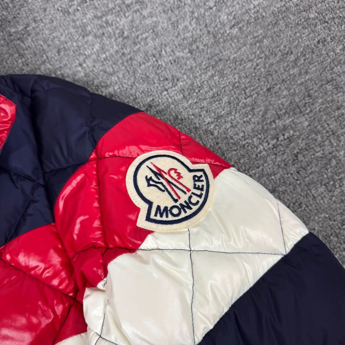 Moncler Moncler Janvry color blocked tricolor down coat Size 1 Size US S / EU 44-46 / 1 - 4 Thumbnail
