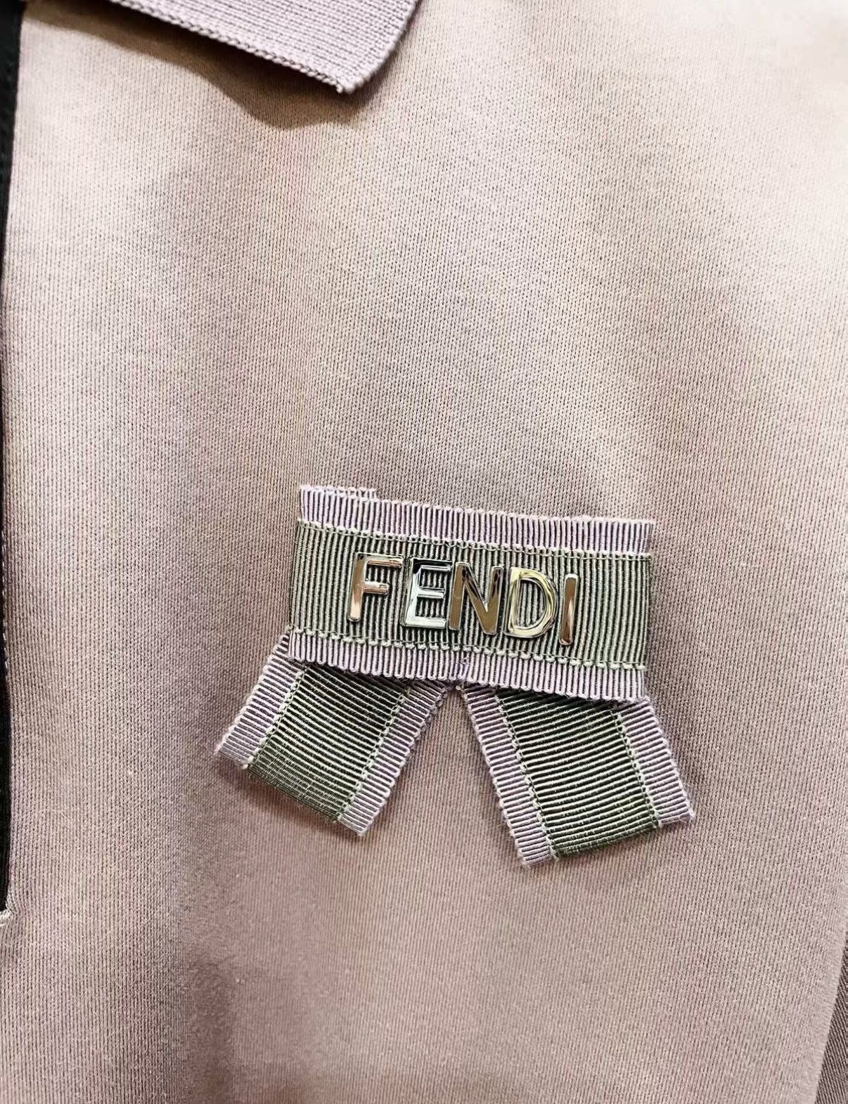 Fendi Fendi Size 38 Stylish Women's Short Sleeve Polo T-shirt J33 Size S / US 4 / IT 40 - 5 Thumbnail