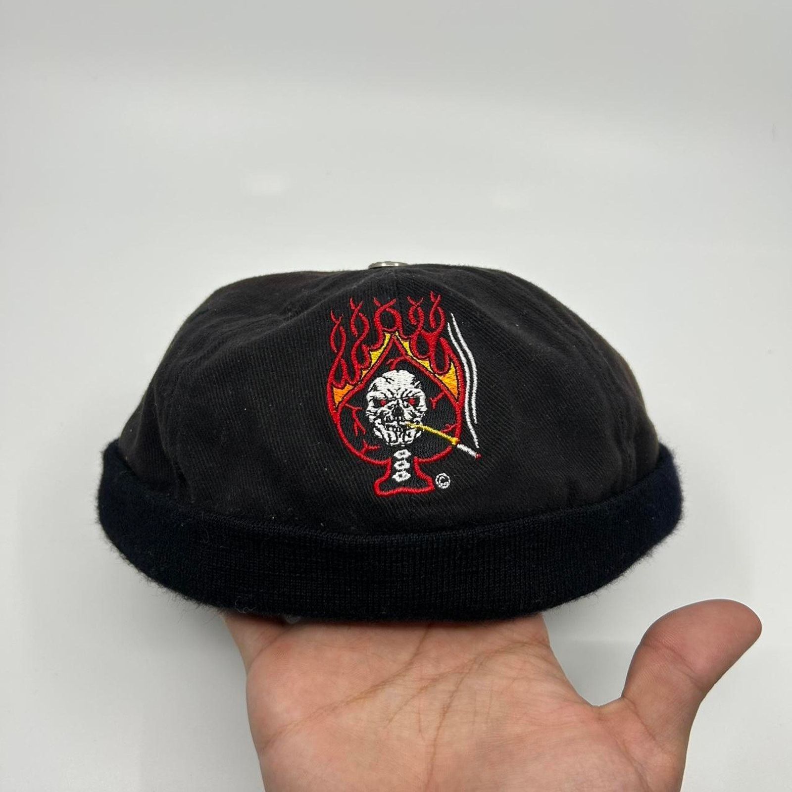 Other Y2K Black and red flame skull cap with no brim Size ONE SIZE - 2 Thumbnail