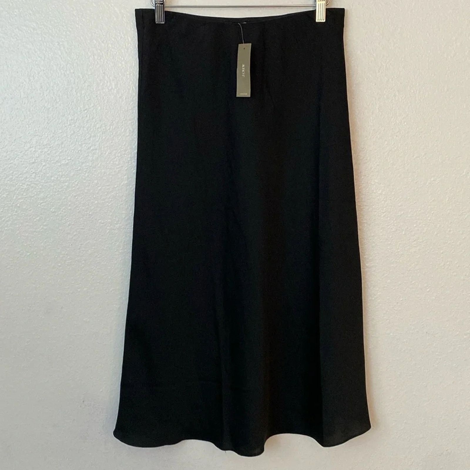 J.Crew NWT J. Crew S Gwyneth Satin Slip Skirt in Black Size 27" / US 4 / IT 40 - 3 Thumbnail