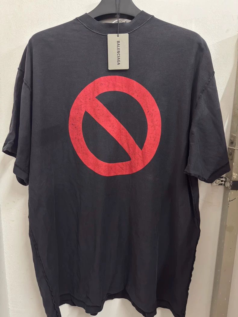 Balenciaga Balenciaga No short sleeves Size US L / EU 52-54 / 3 - 1 Thumbnail