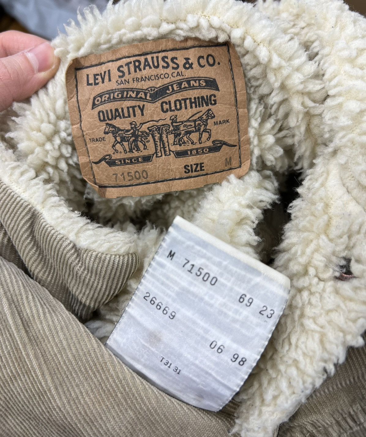 Levi's Levi's Vintage Insulated Corduroy Sherpa Jacket 1998 Year Size US M / EU 48-50 / 2 - 4 Thumbnail