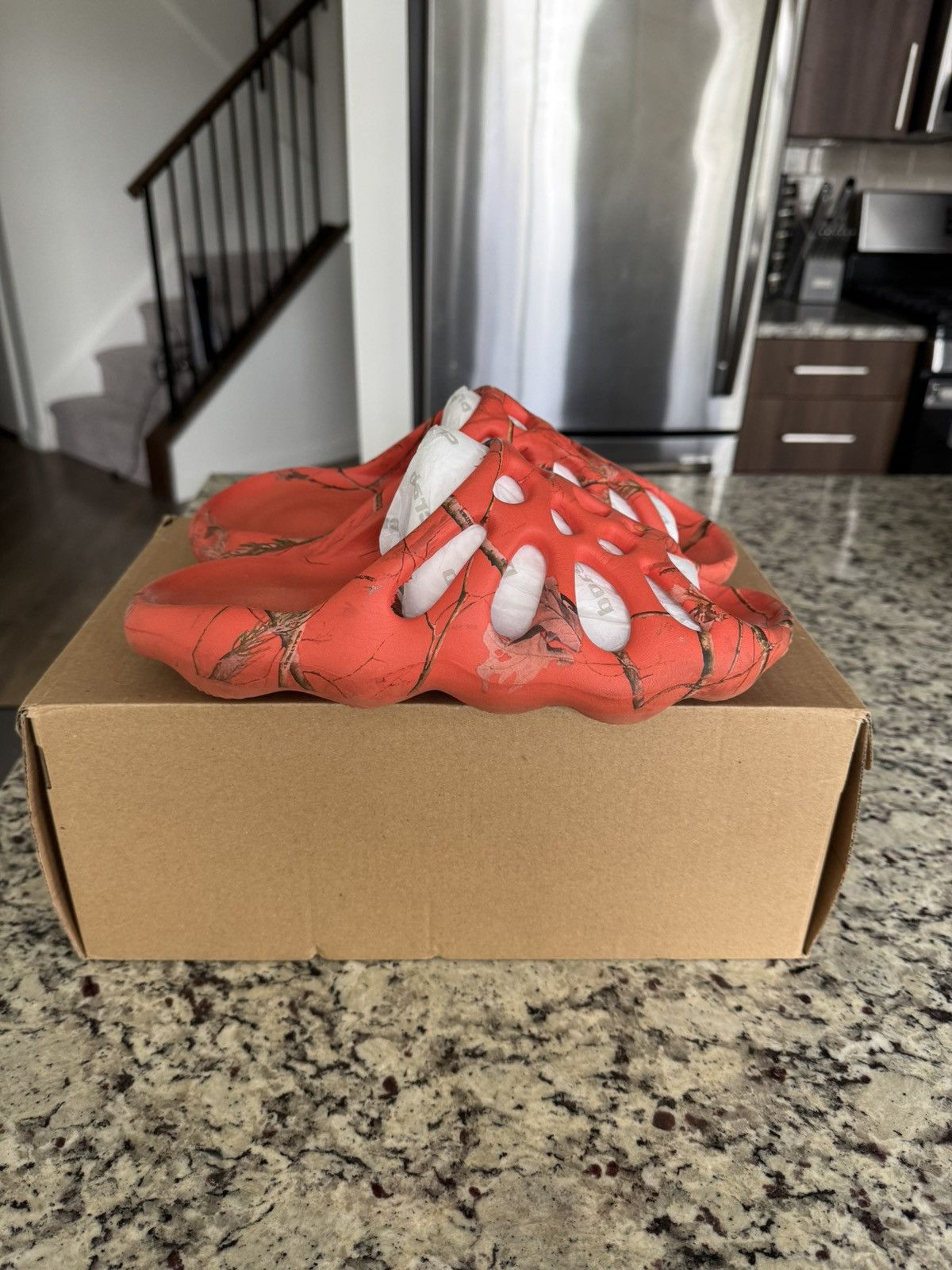 Imran Potato Imran Potato “Steamed Crab” Slides Size US 9 / EU 42 - 4 Thumbnail