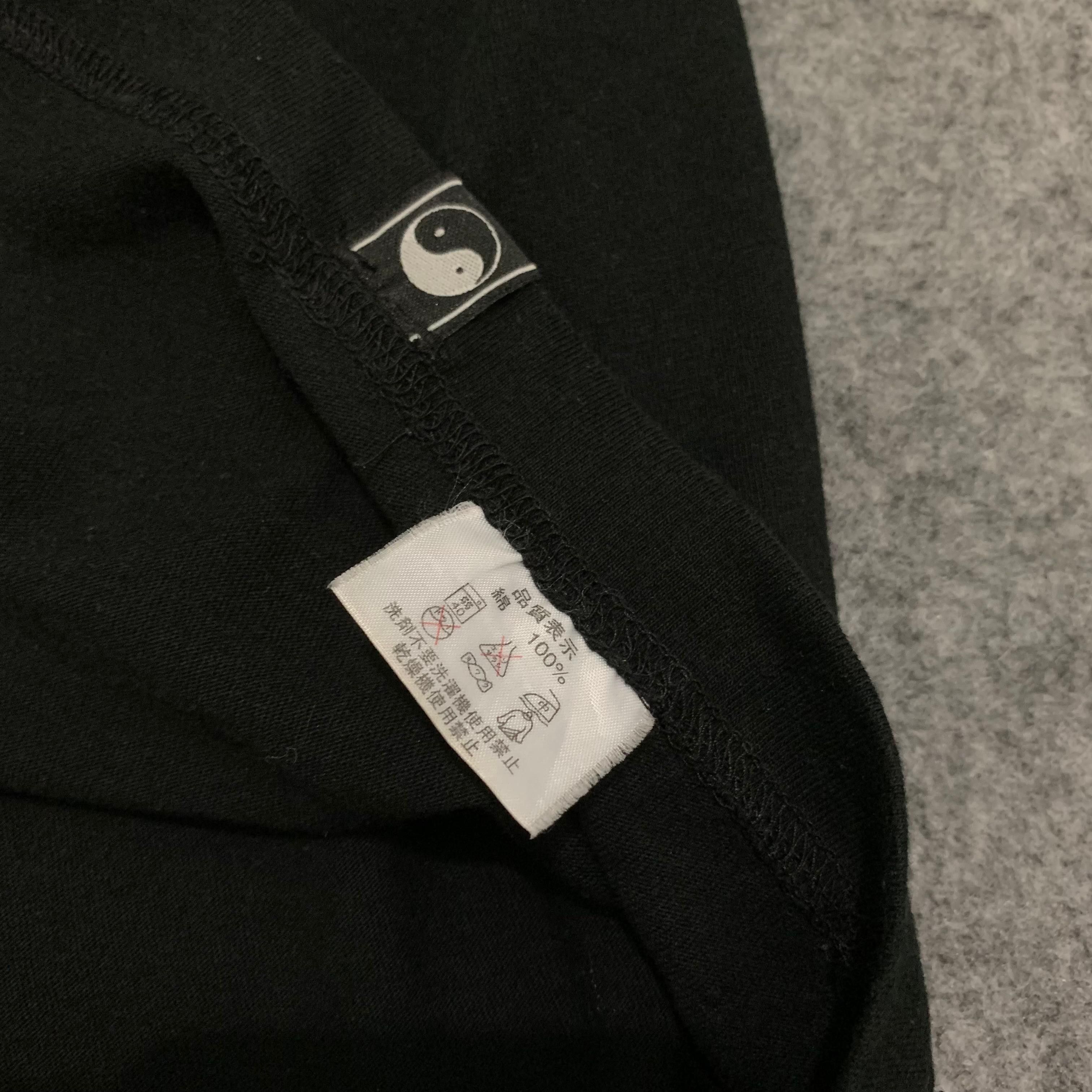 Vintage T&C Surf Design Town and Country Streetwear Longsleeve Size US XL / EU 56 / 4 - 6 Thumbnail