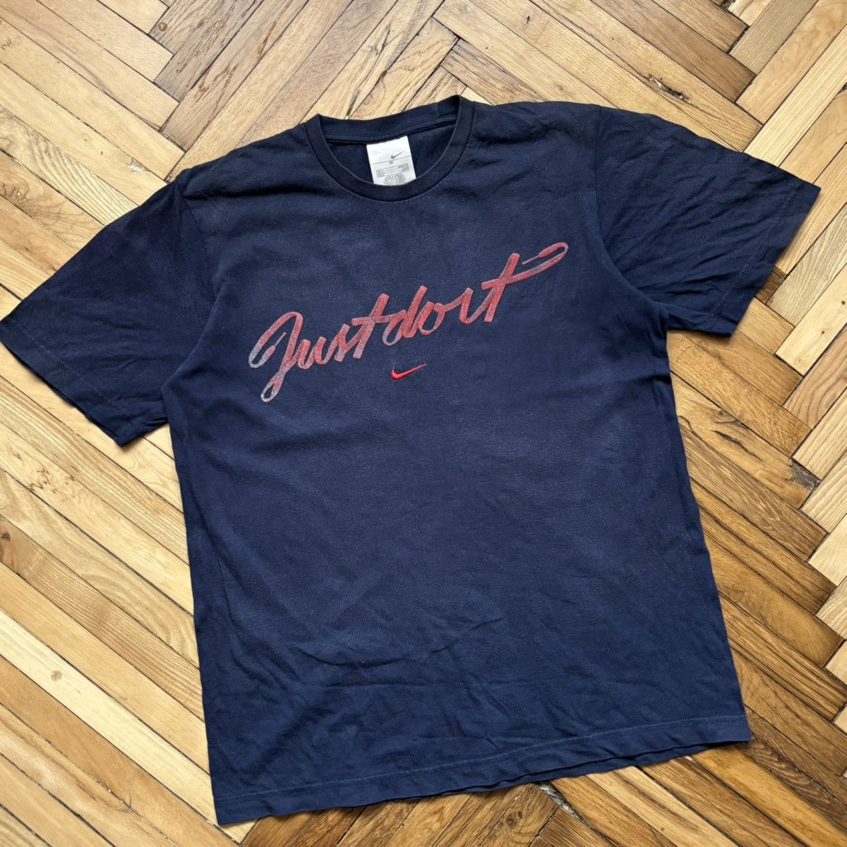 Nike × Vintage Vintage Y2K Center Swoosh Nike Just Do It T-Shirt Size US M / EU 48-50 / 2 - 1 Thumbnail