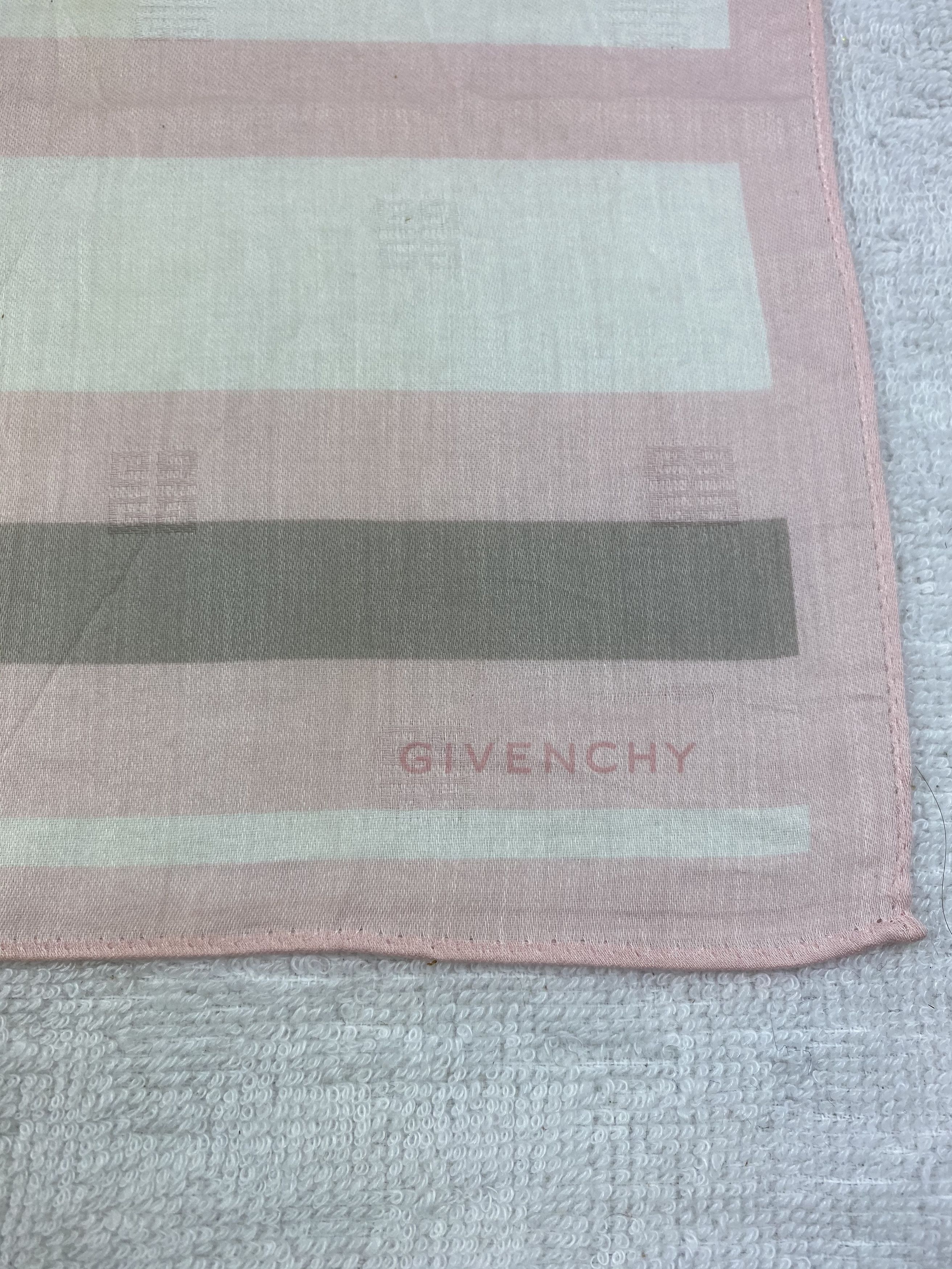Vintage Givenchy Handkerchief / Bandana / Neckerchief Size ONE SIZE - 5 Thumbnail