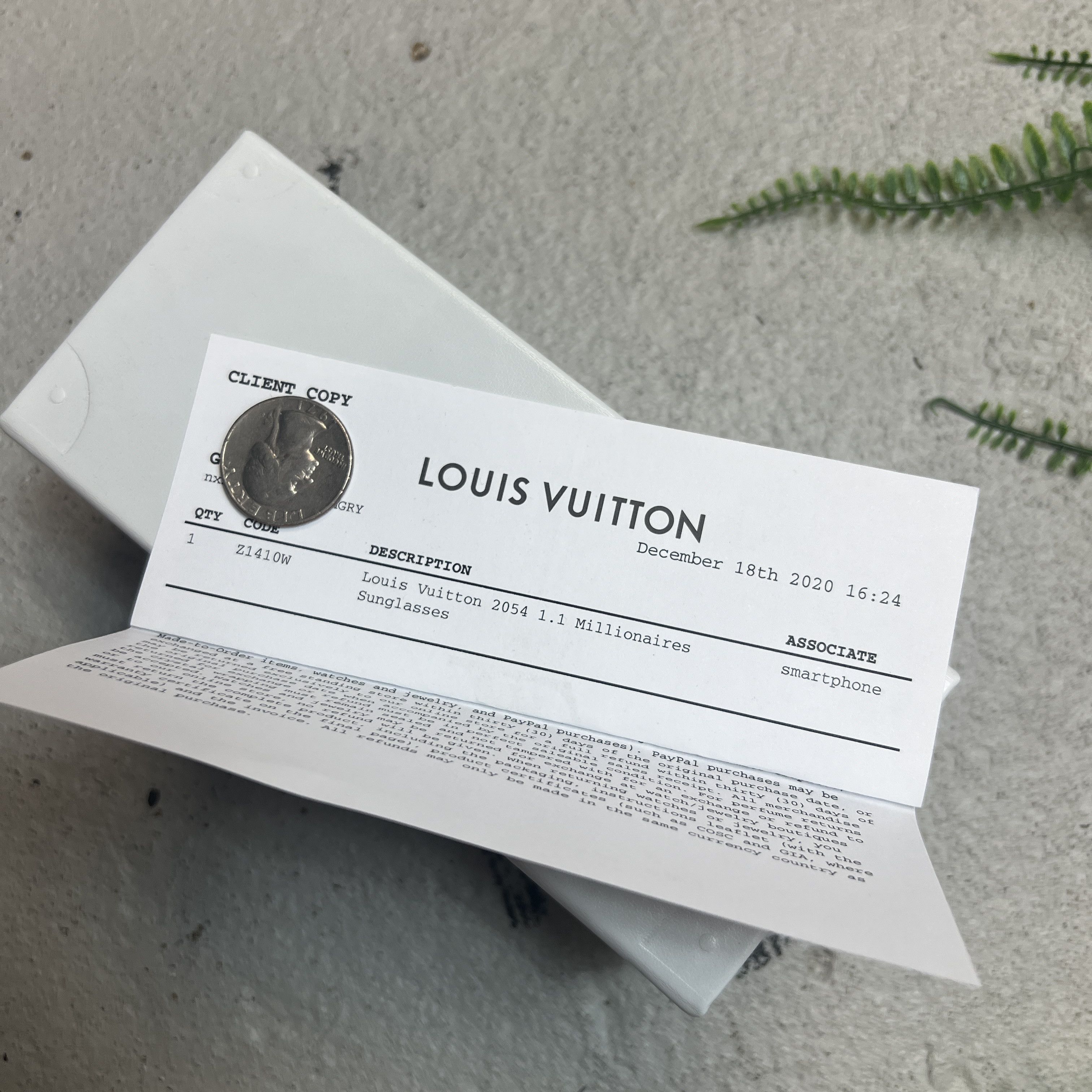 Louis Vuitton Louis Vuitton Transparent 2054 1.1 Millionaires Sunglasses Size ONE SIZE - 7 Thumbnail