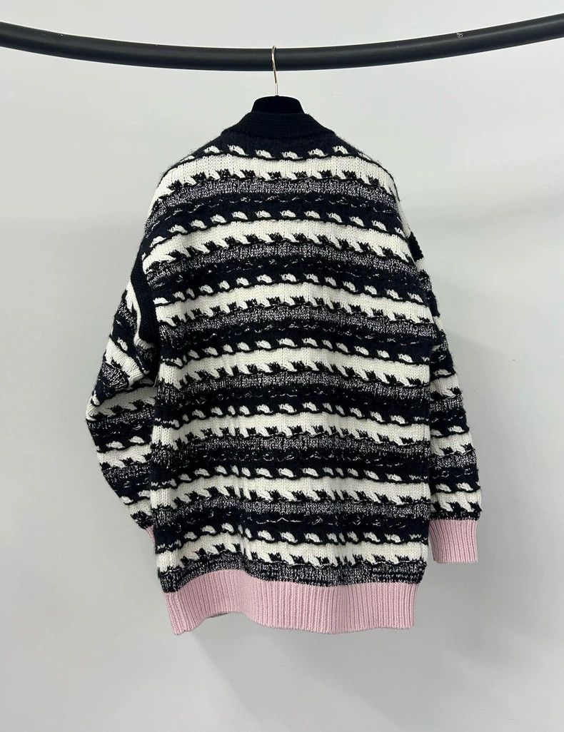 Chanel Chanel Pink and black striped cashmere cardigan coat Size XS / US 0-2 / IT 36-38 - 2 Thumbnail