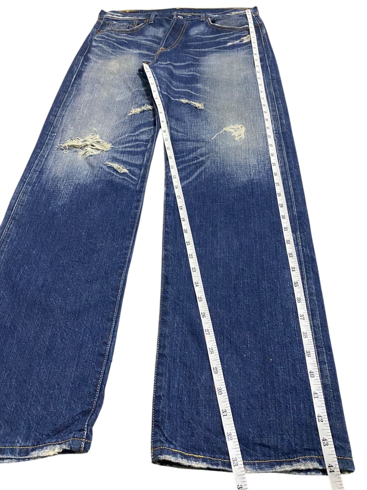 Levi's Vintage Clothing Vintage Levis501 Y2K Faded Distressed Style Loose Jeans Size US 35 - 16 Thumbnail