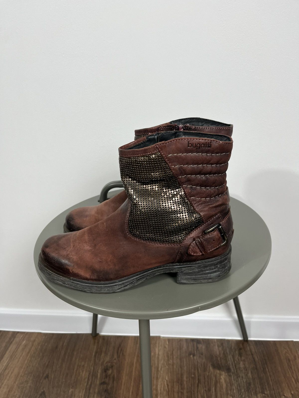 Bugatti Bugatti women’s distressed leather ankle boots size 39 Size US 8.5 / IT 38.5 - 5 Thumbnail