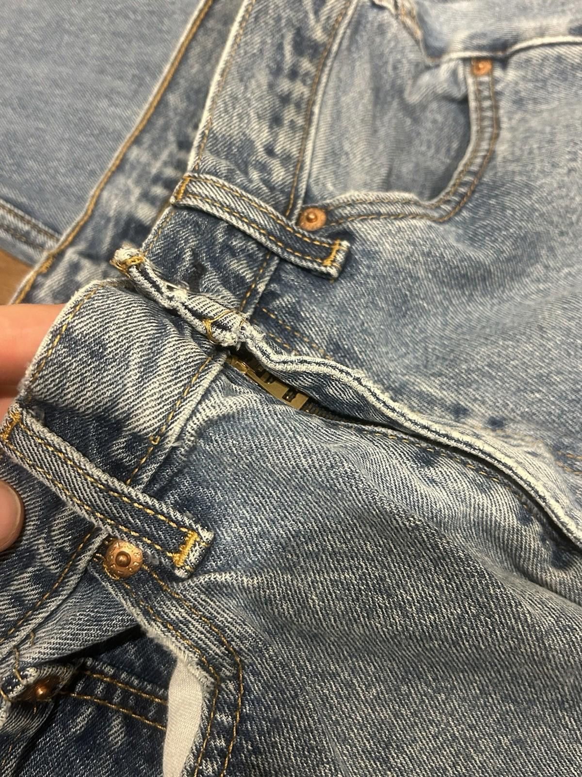 Levi's Vintage Levi's 501 Straight Leg Medium Wash Blue Jeans 31x27 Size US 31 - 5 Thumbnail