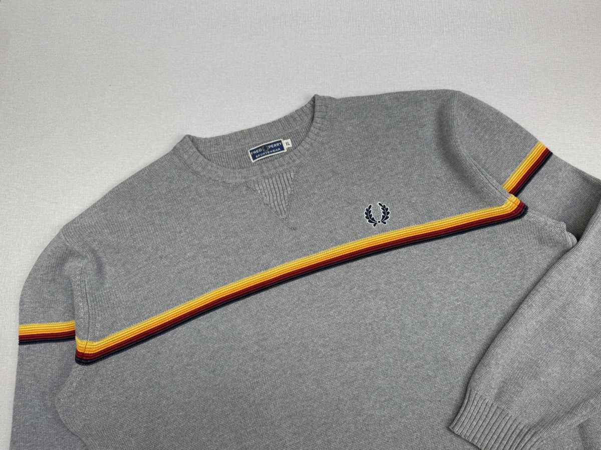 Fred Perry × Vintage Men’s Vintage Fred Perry Crew Neck Sweater size XL Size US XL / EU 56 / 4 - 2 Thumbnail